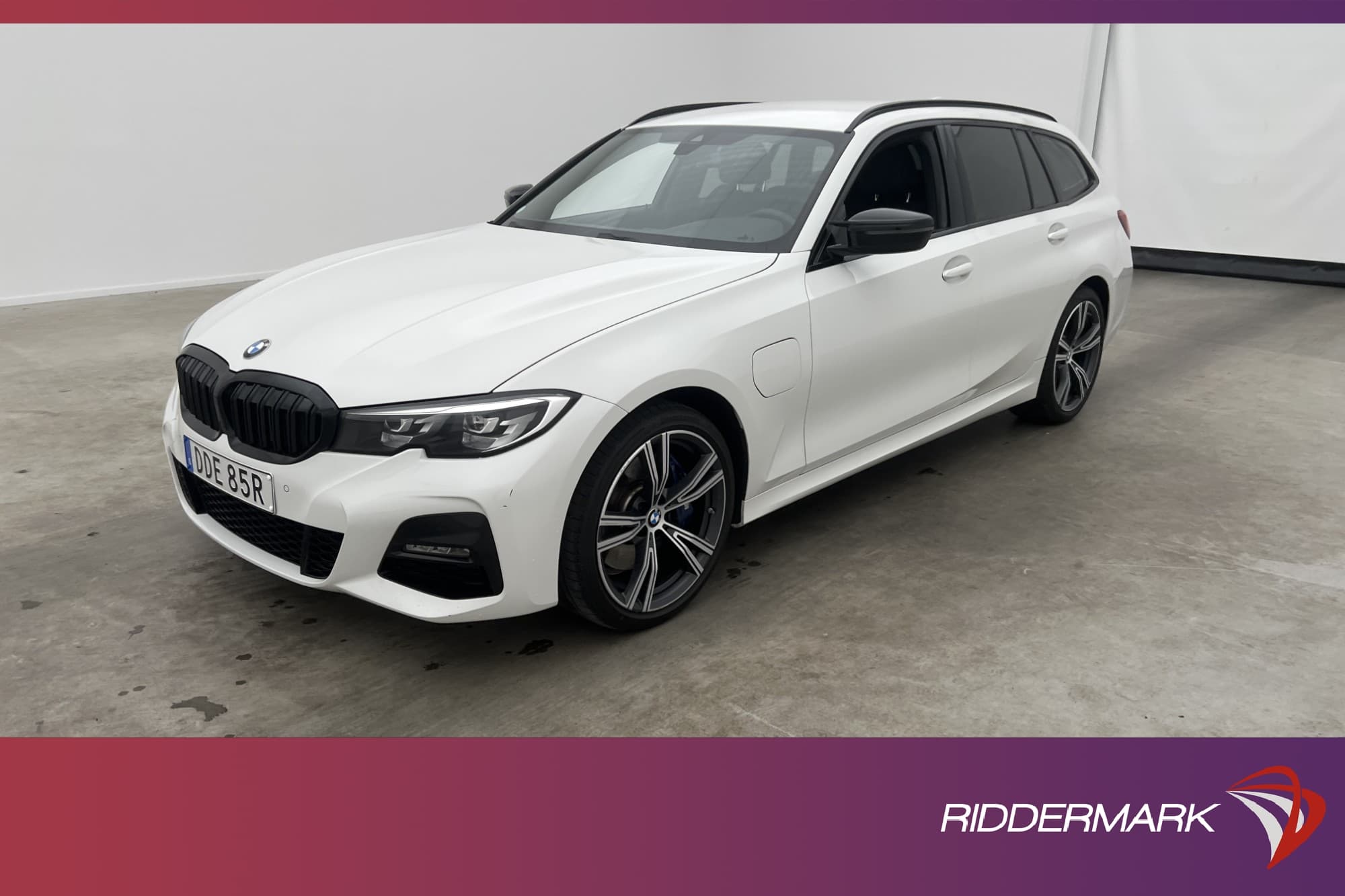 BMW 330e Touring