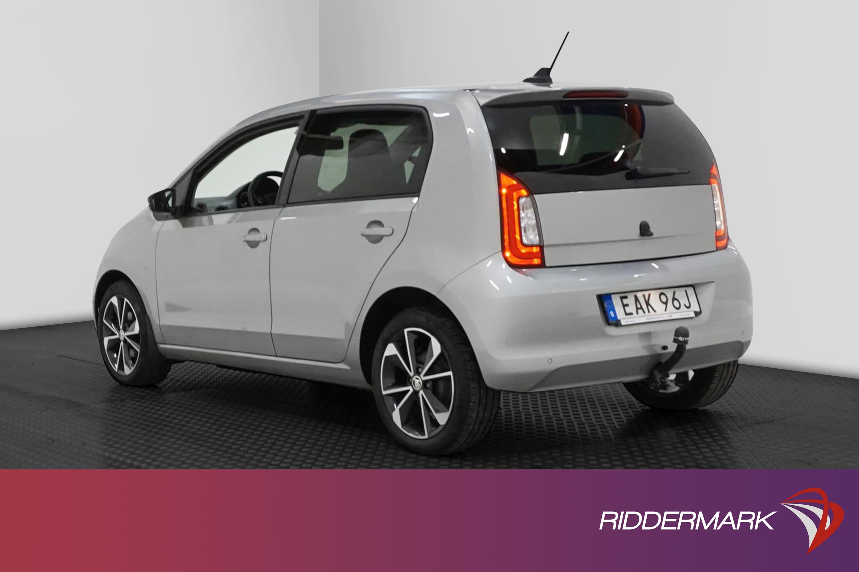 Skoda Citigo IV 36.8 kWh 83hk P-sensorer Drag 253km räckvidd