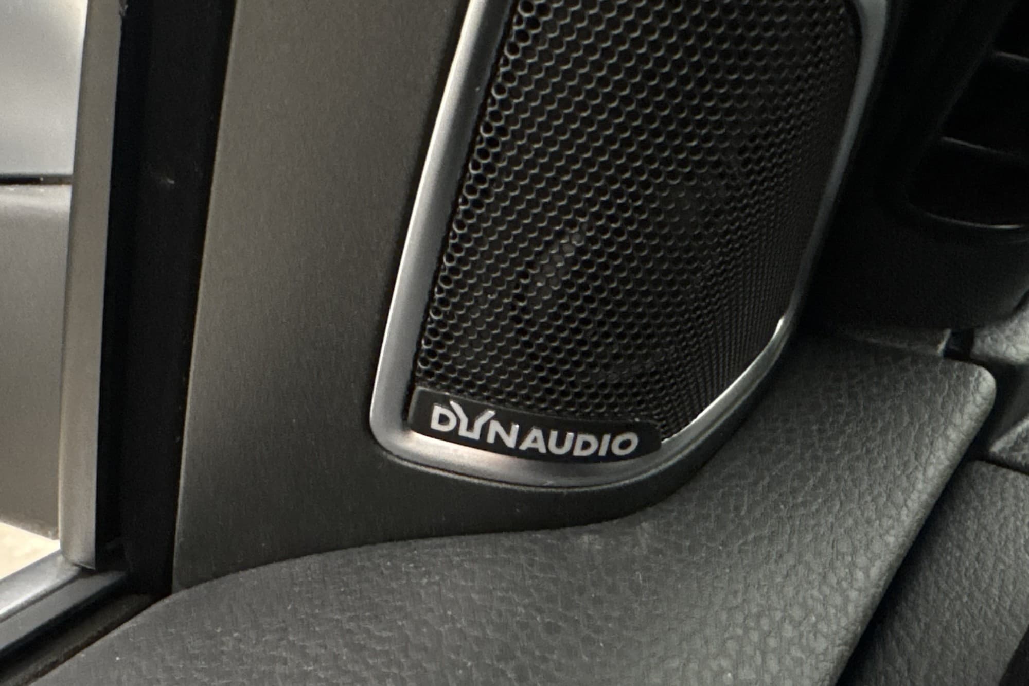 Volkswagen Passat Alltrack 4M Dynaudio D-Värmare Drag Skinn