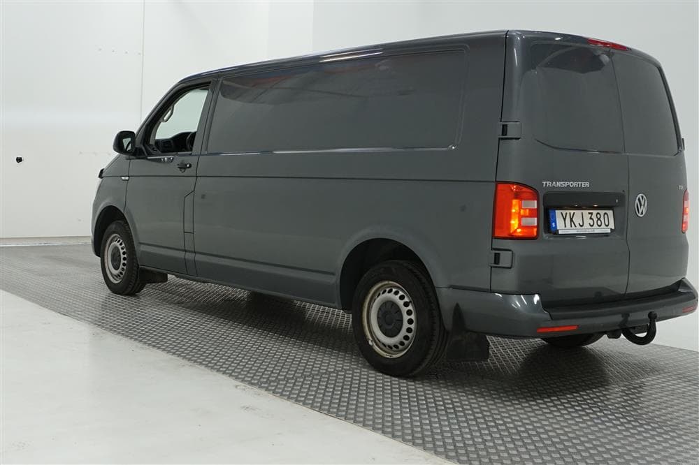 Volkswagen Transporter 2.0 Aut Eu6 150hk L2 Värmare Moms exteriör