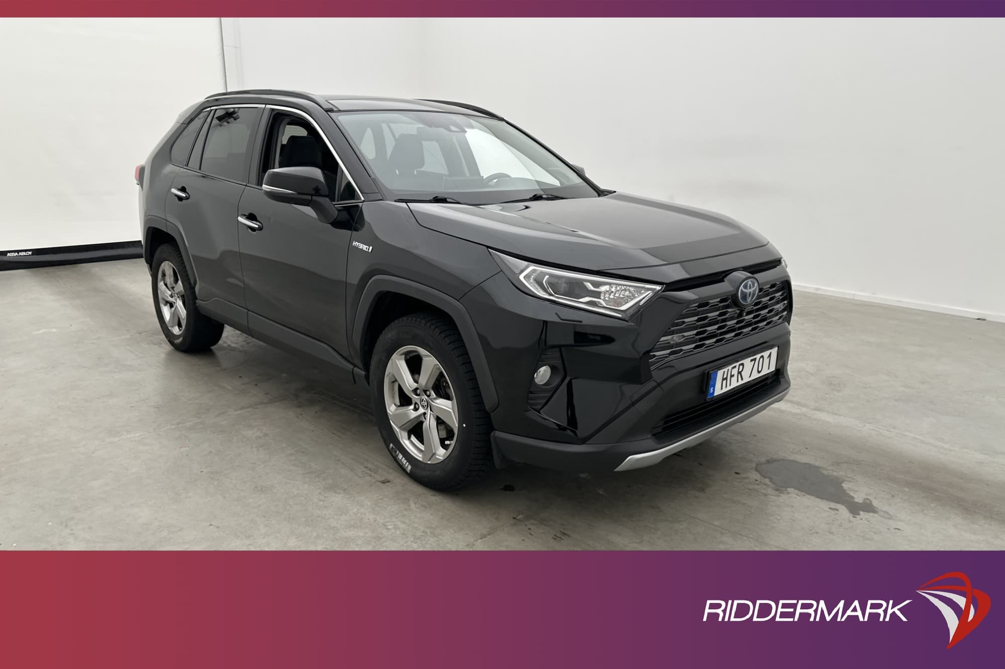 Toyota RAV4 Hybrid AWD 222hk