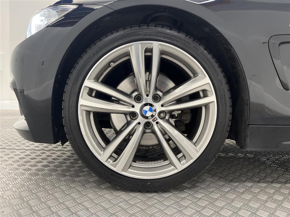 BMW 428i xDrive Cab 245hk M Sport Navi B-Kamera H/Kinteriör