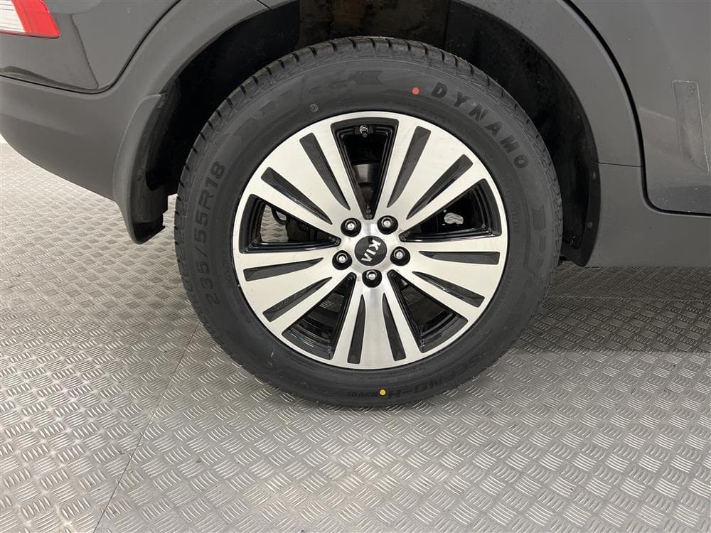 Kia Sportage 2.0 CRDi AWD 184hk Panorama Kamera Navi Skinninteriör