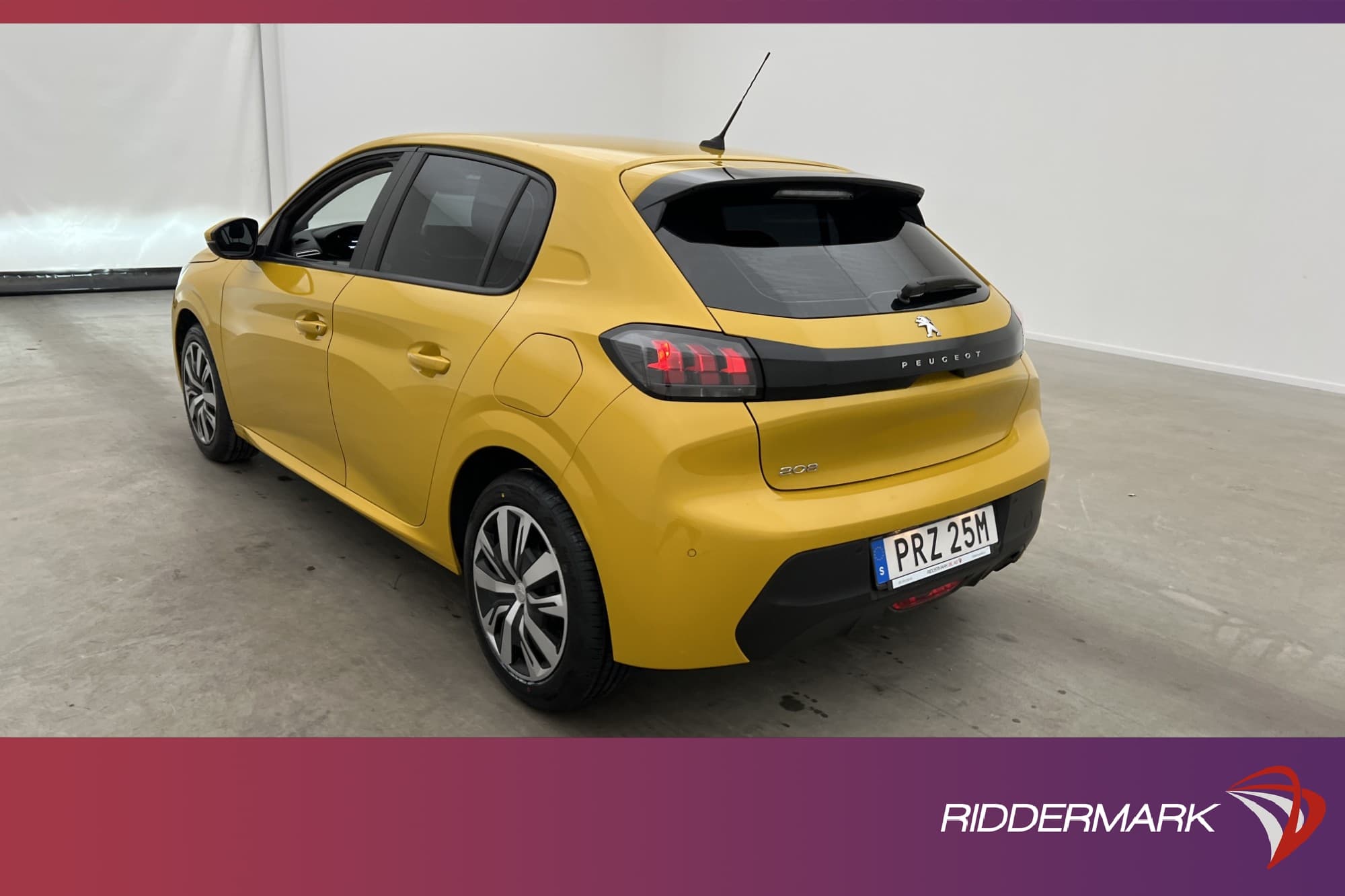 Peugeot 208 1.2 PureTech 75hk Active Carplay 2 Brukare