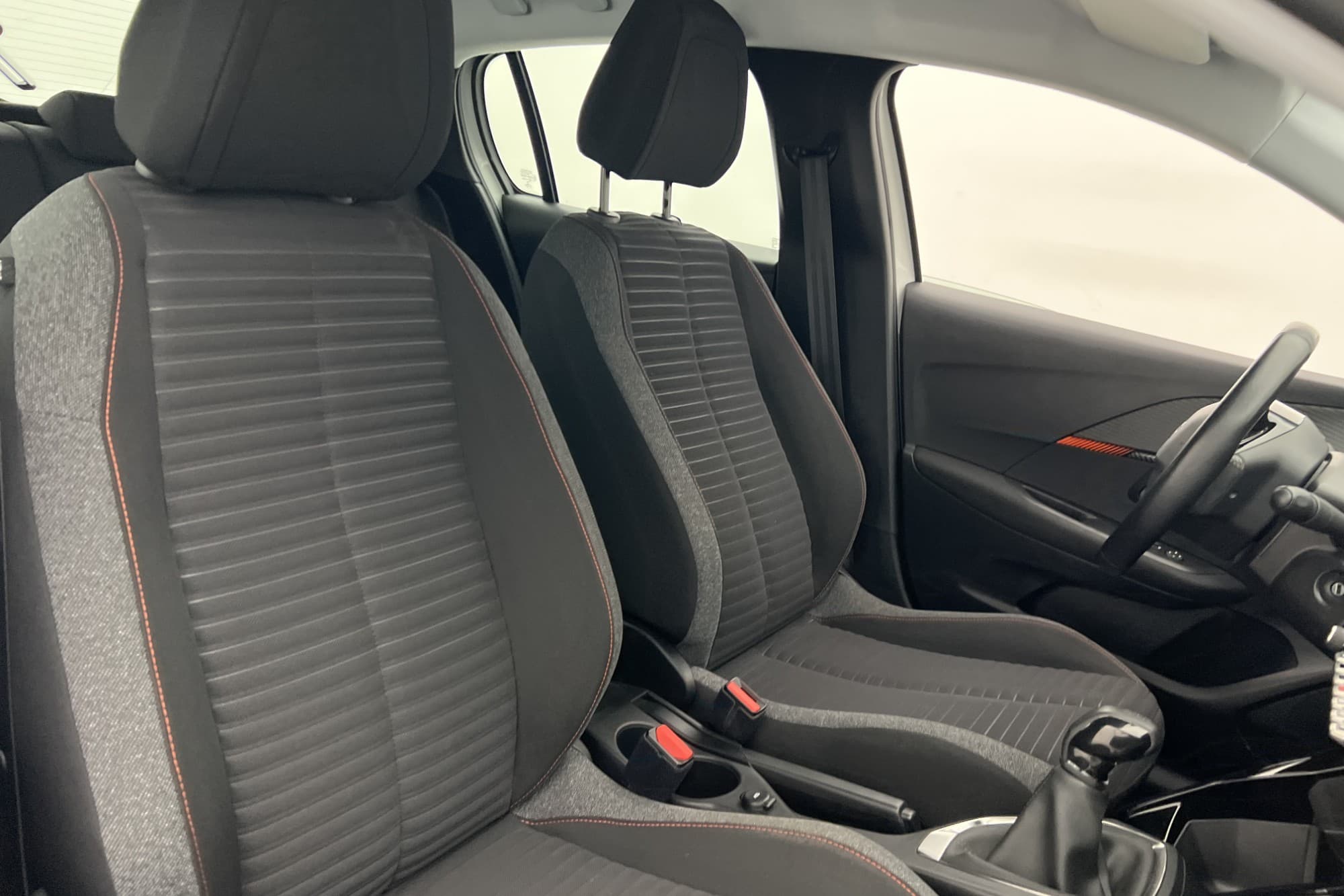 Peugeot 208 1.2 PureTech 75hk Active CarPlay Sensorer
