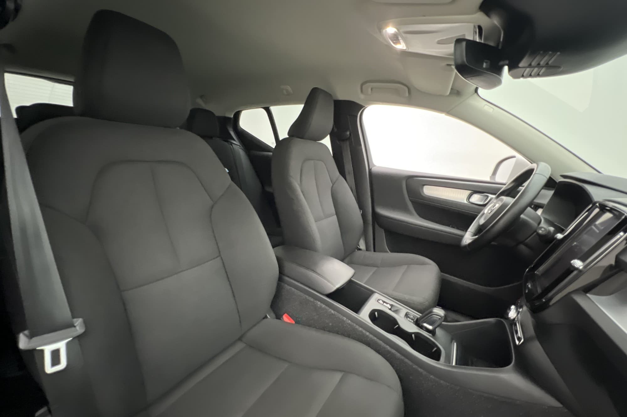 Volvo XC40 T3 Momentum Värmare Drag Rattvärme P-Sensorer