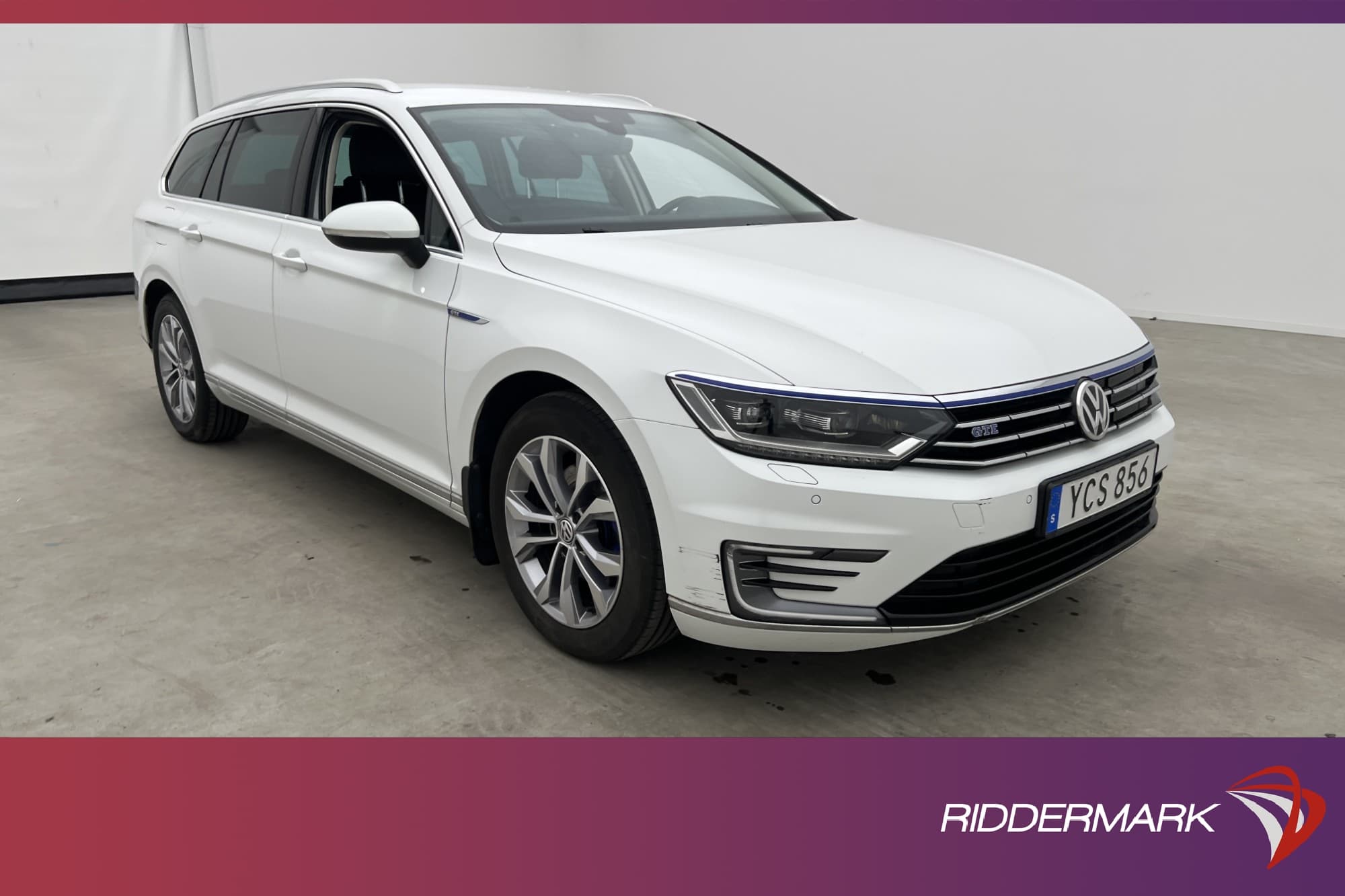 Volkswagen Passat GTE 218hk