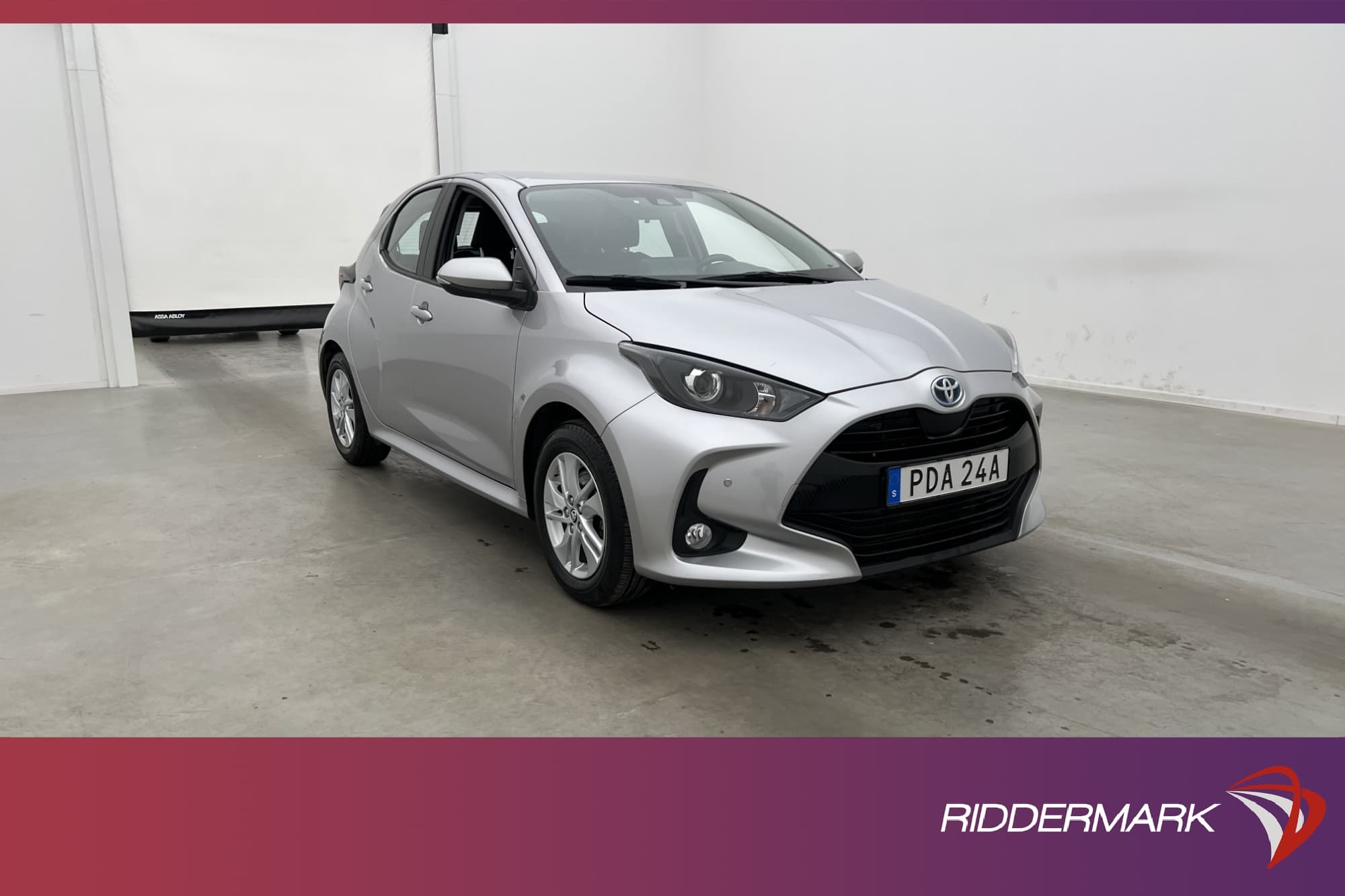 Toyota Yaris Hybrid 116hk Active MOMS Kamera Adaptiv-Fart