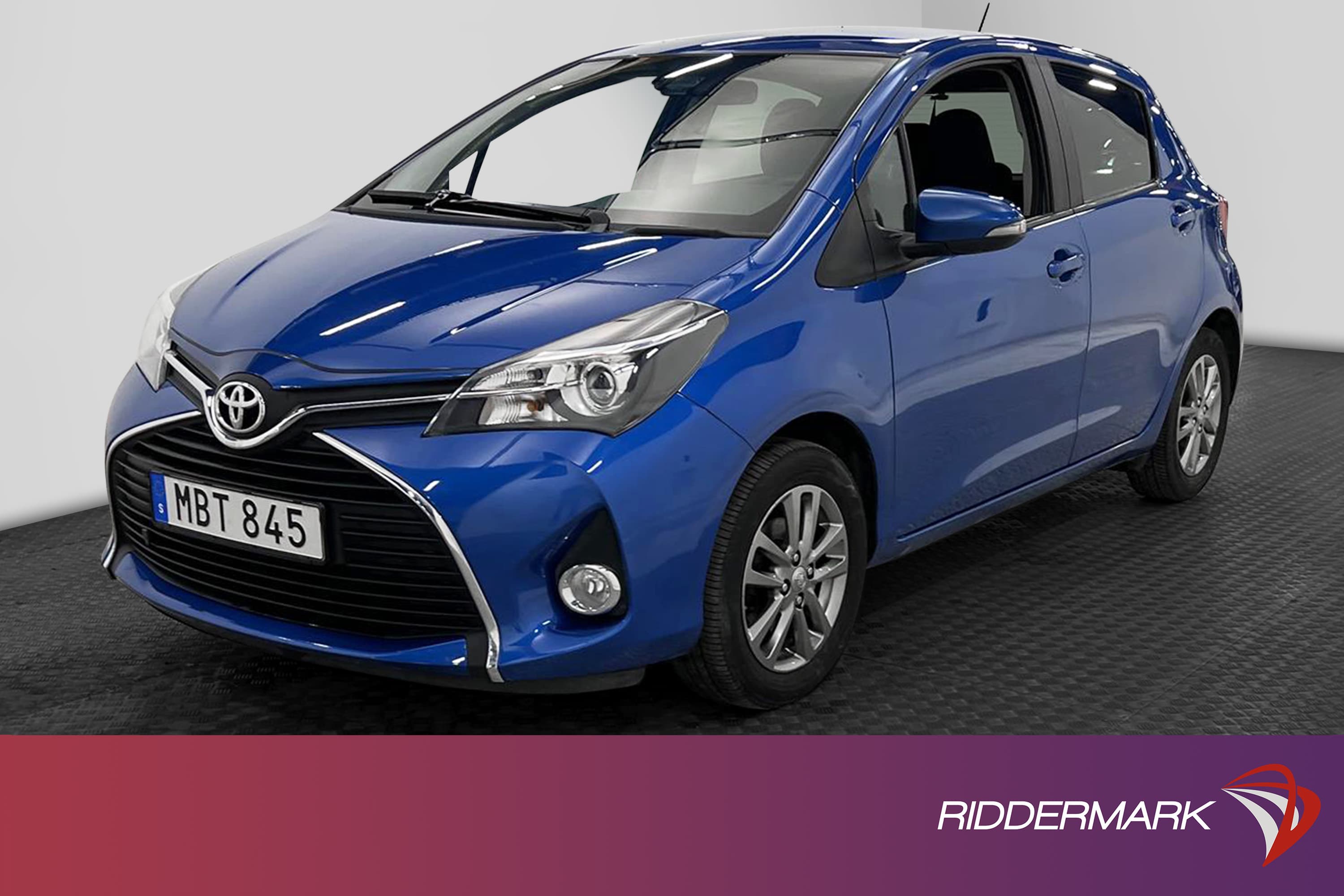 Toyota Yaris 1.33 Dual VVT-i 99hk B-Kam Motorvärmare 