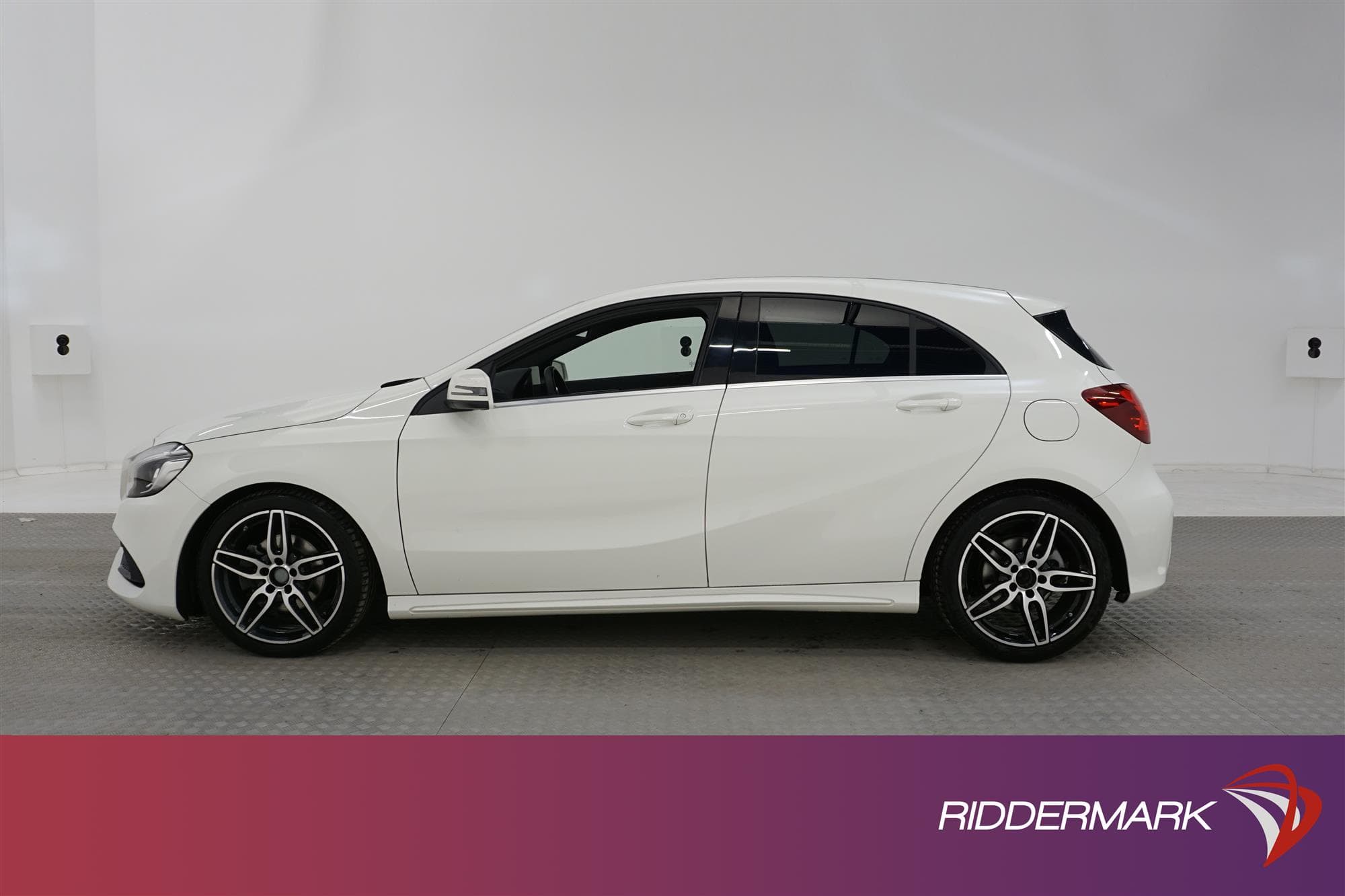 Mercedes-Benz A 180 122hk 7G-DCT AMG  Kamera Nybes 0.42l/mil