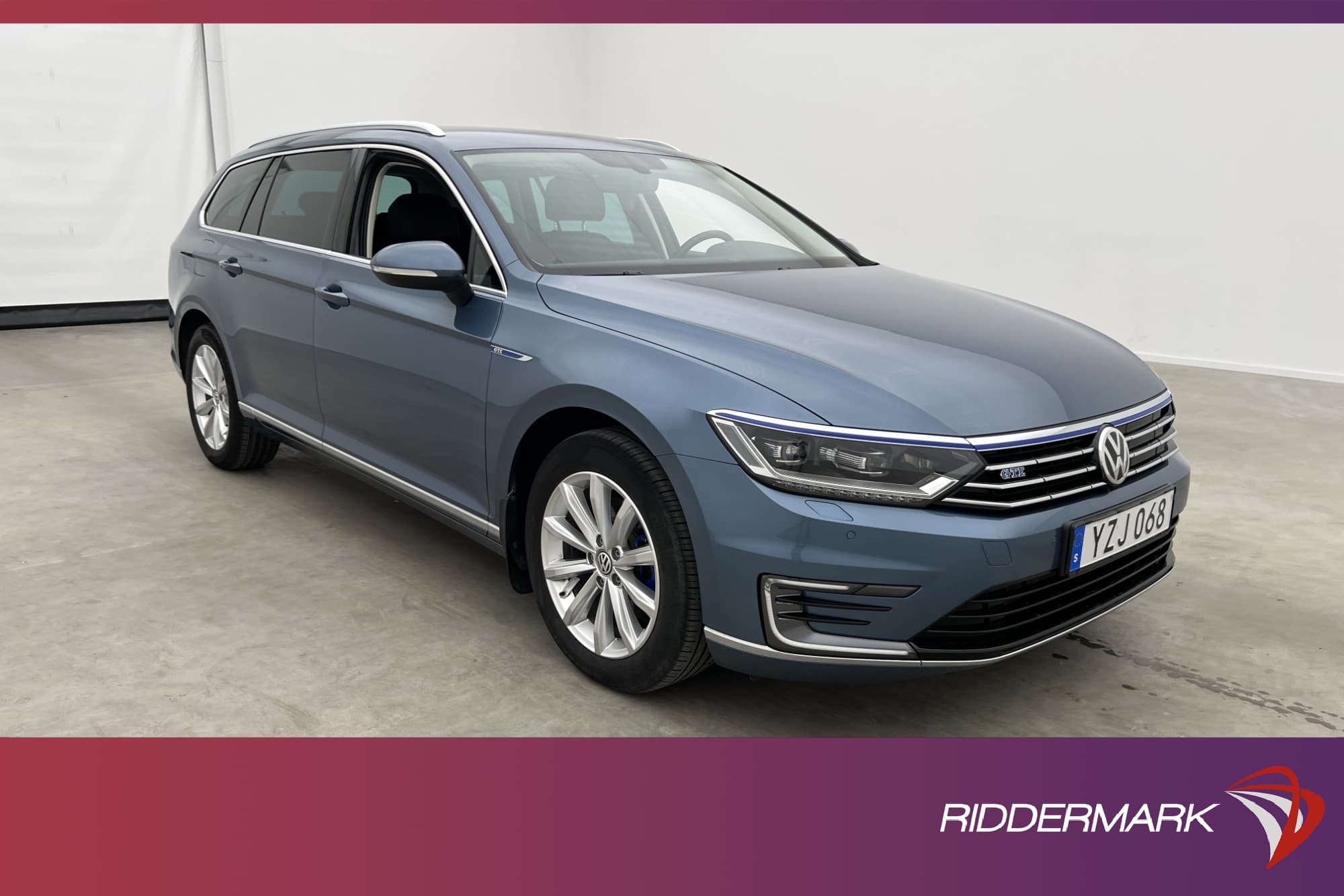 Volkswagen Passat GTE 218hk