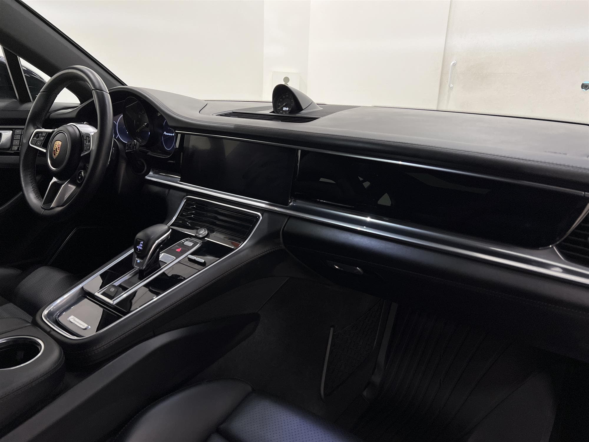 Porsche Panamera 4 E-hybrid Sport Turismo 462hk Bose Panointeriör
