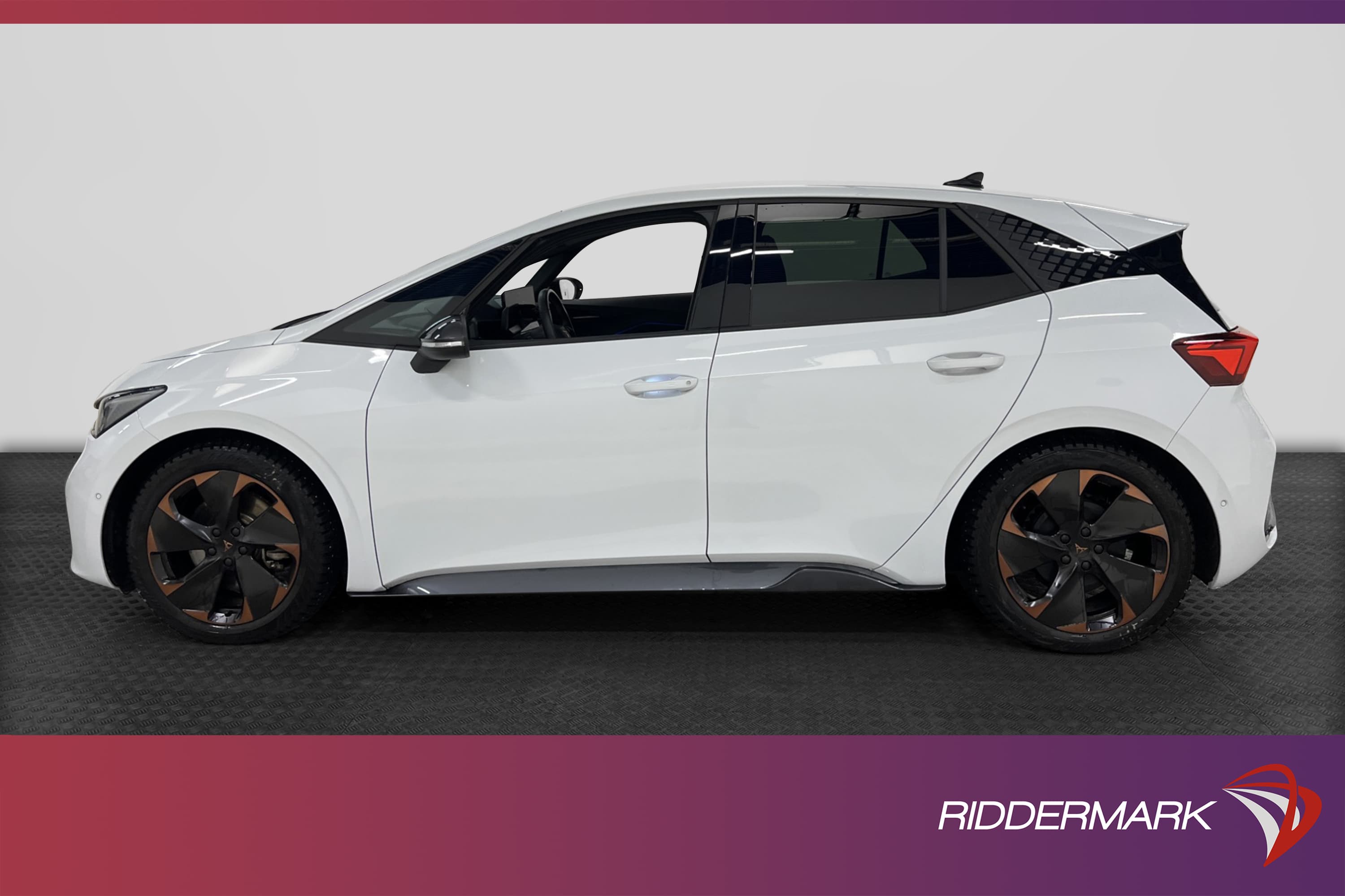 CUPRA Born e-boost 77 kWh 231hk