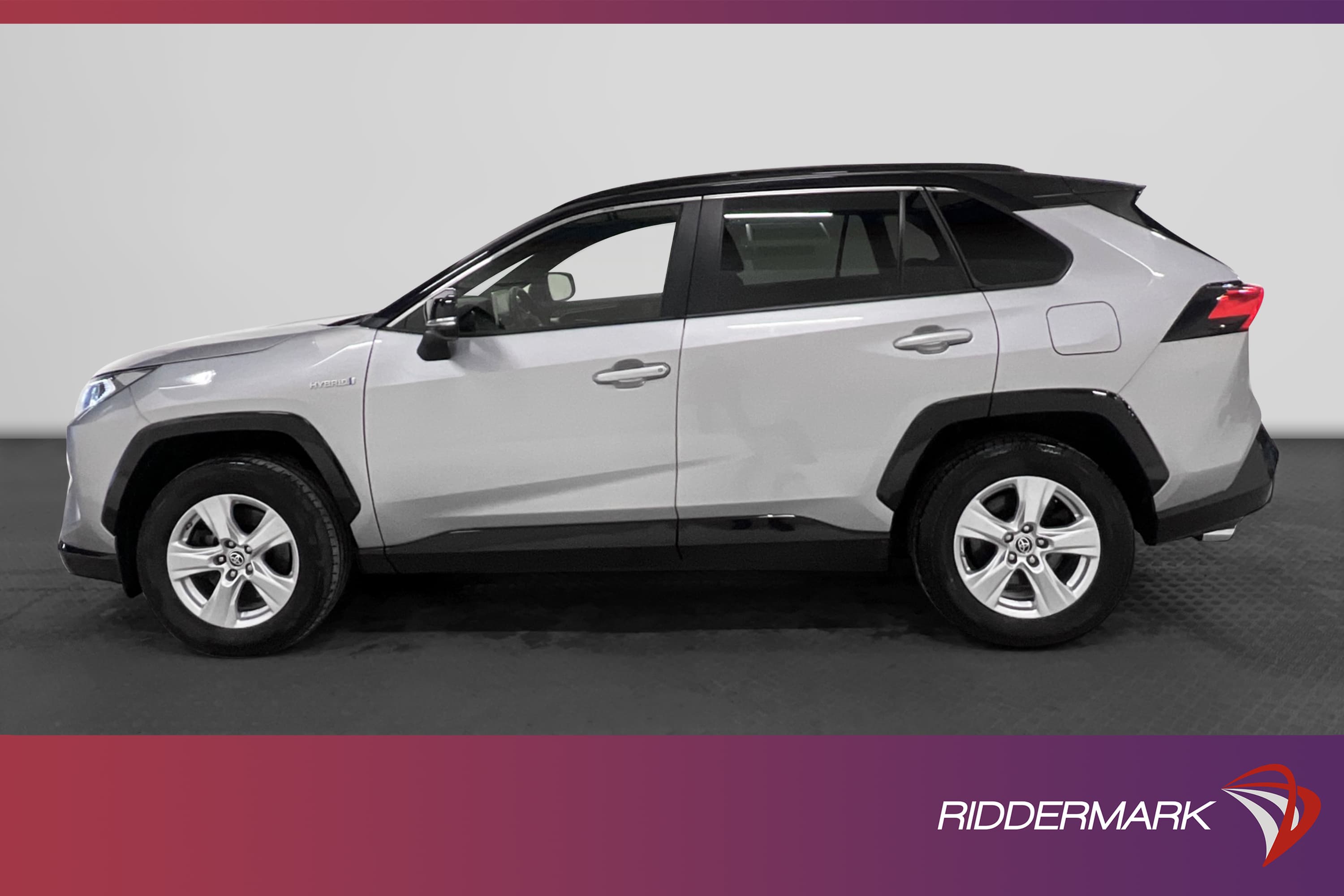 Toyota RAV4 Hybrid AWD 222hk