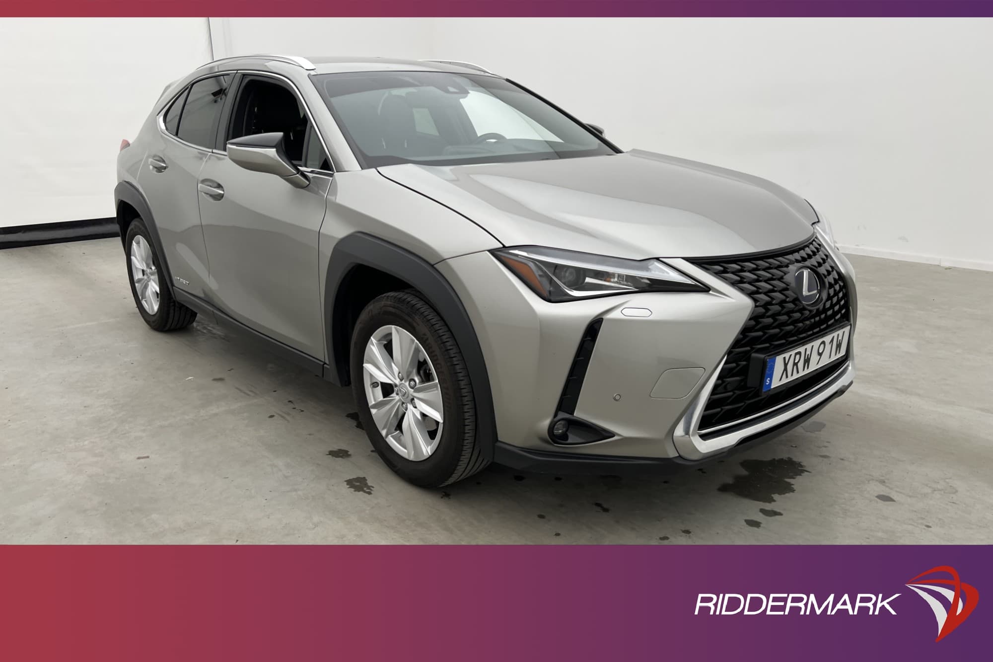 Lexus UX 250h CVT 184hk