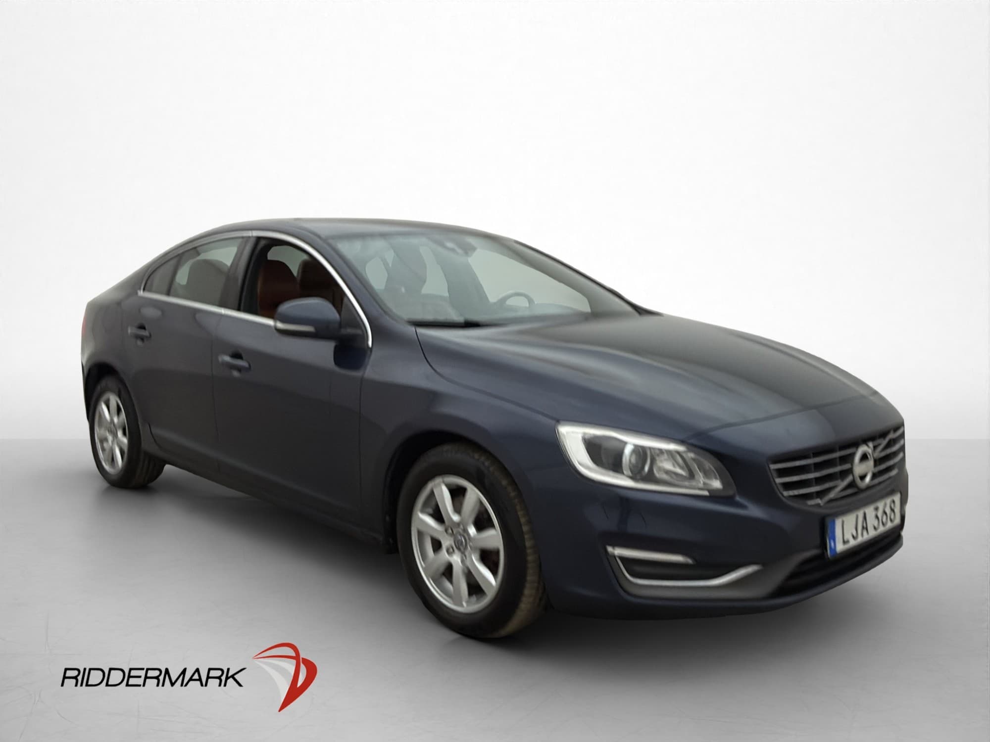 Volvo S60 D4 Momentum Värmare Skinn Farthållare Bluetooth