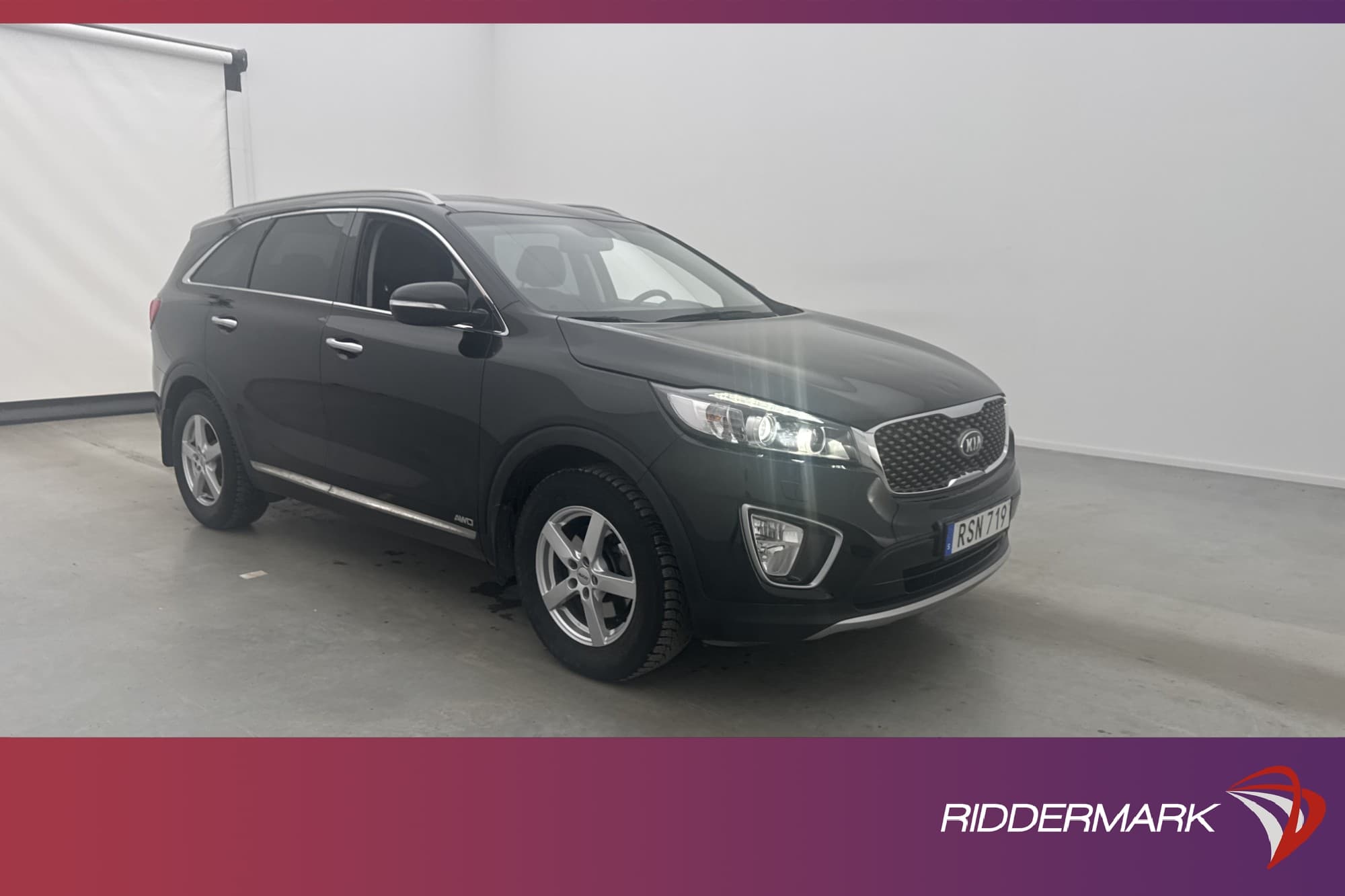 Kia Sorento 2.2 CRDi AWD Business 7-Sits Kamera Skinn Drag
