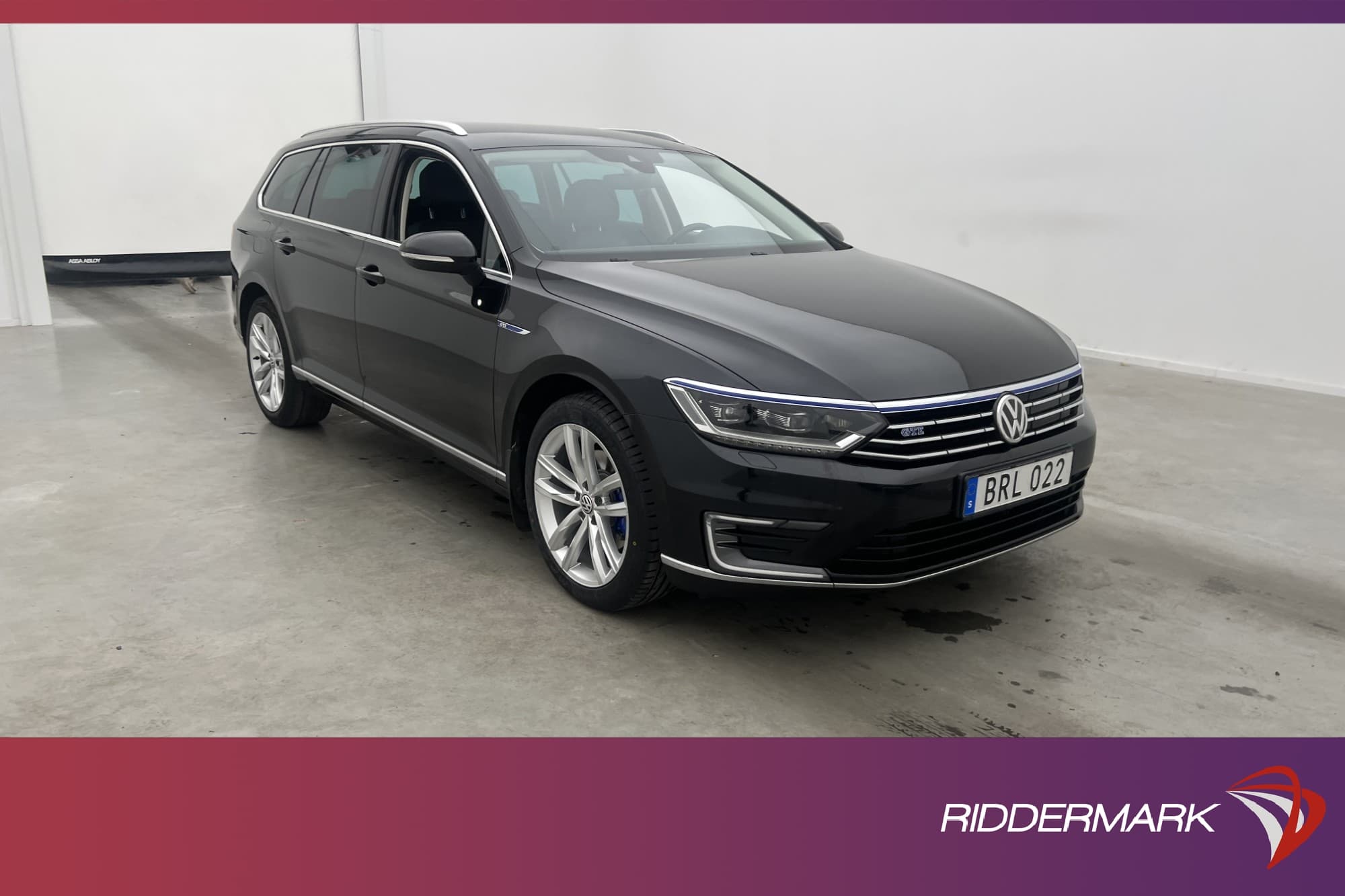 Volkswagen Passat GTE 218hk