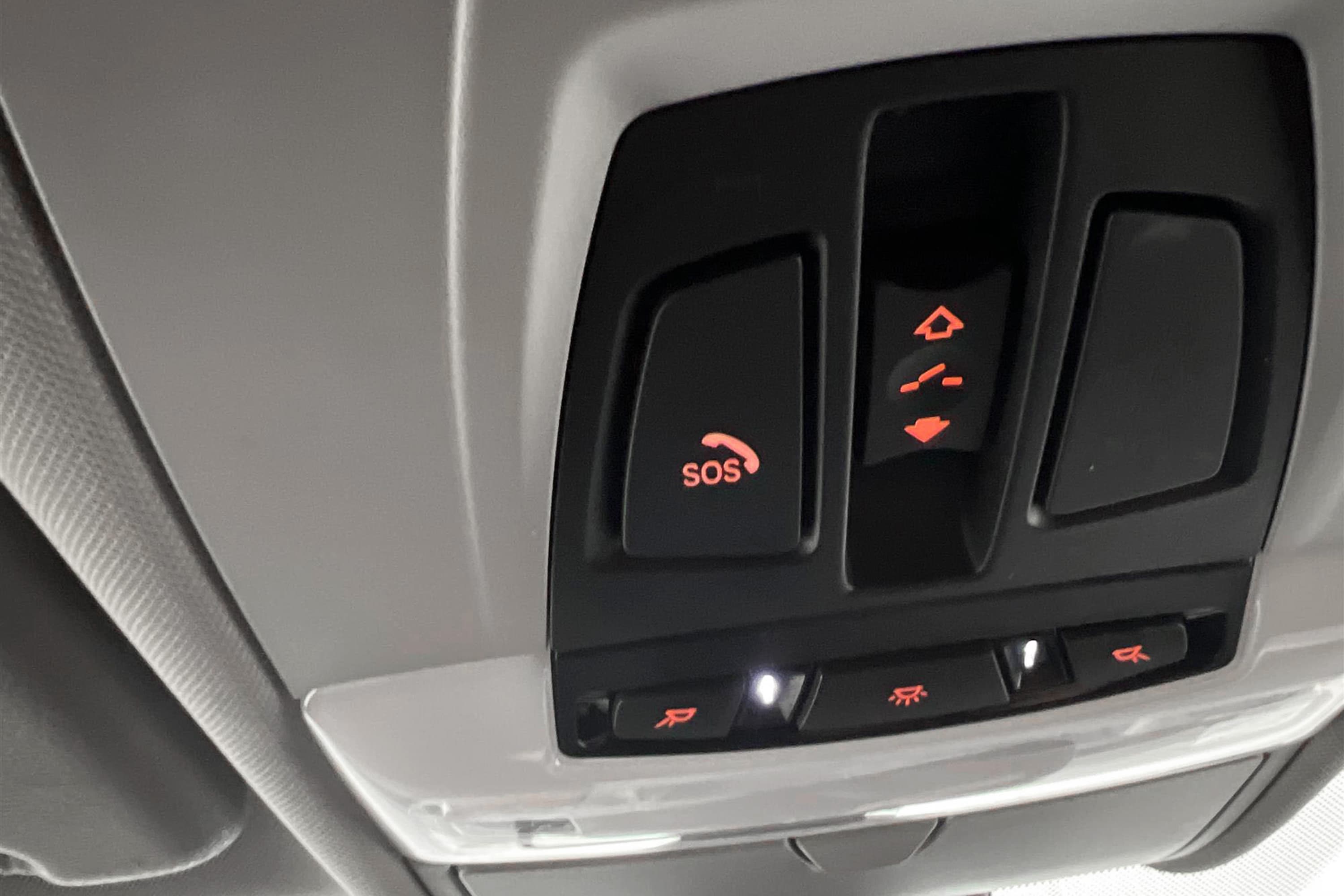 BMW X6 xDrive40d 313hk Taklucka Navi H/K Dragkrok HUD D-Värm
