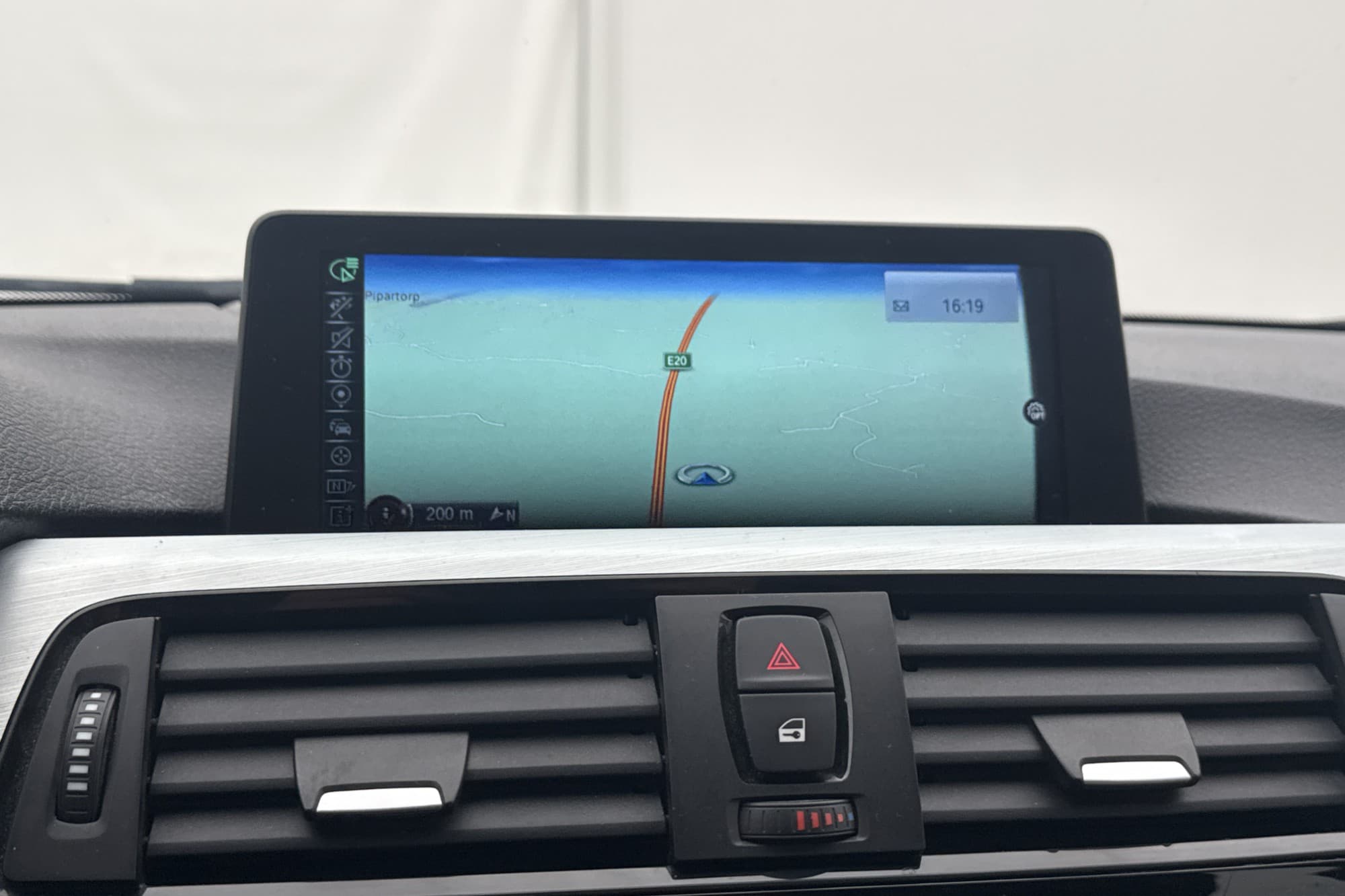 BMW 320 d xDrive Touring M Sport Navi HiFi Rattvärme Drag
