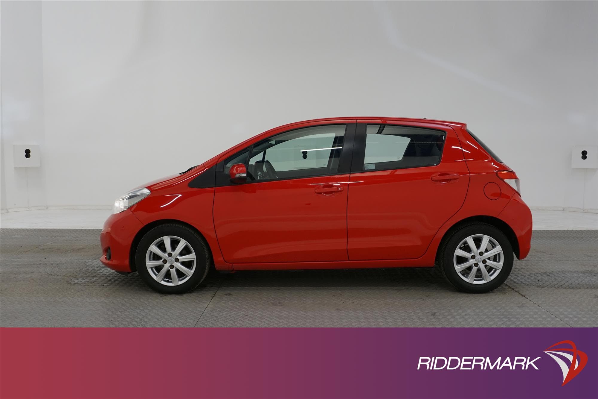 Toyota Yaris 1.33 99hk
