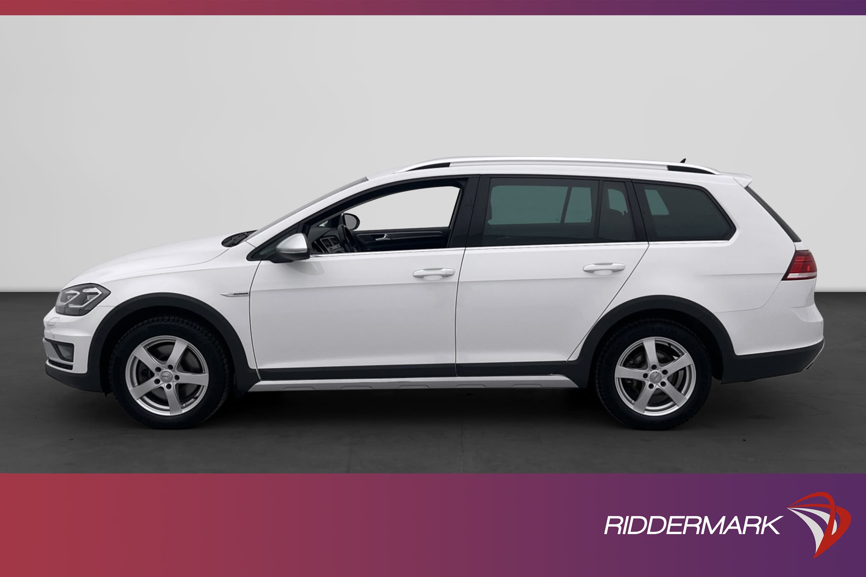 Volkswagen Golf Alltrack 1.8 TSI 4M