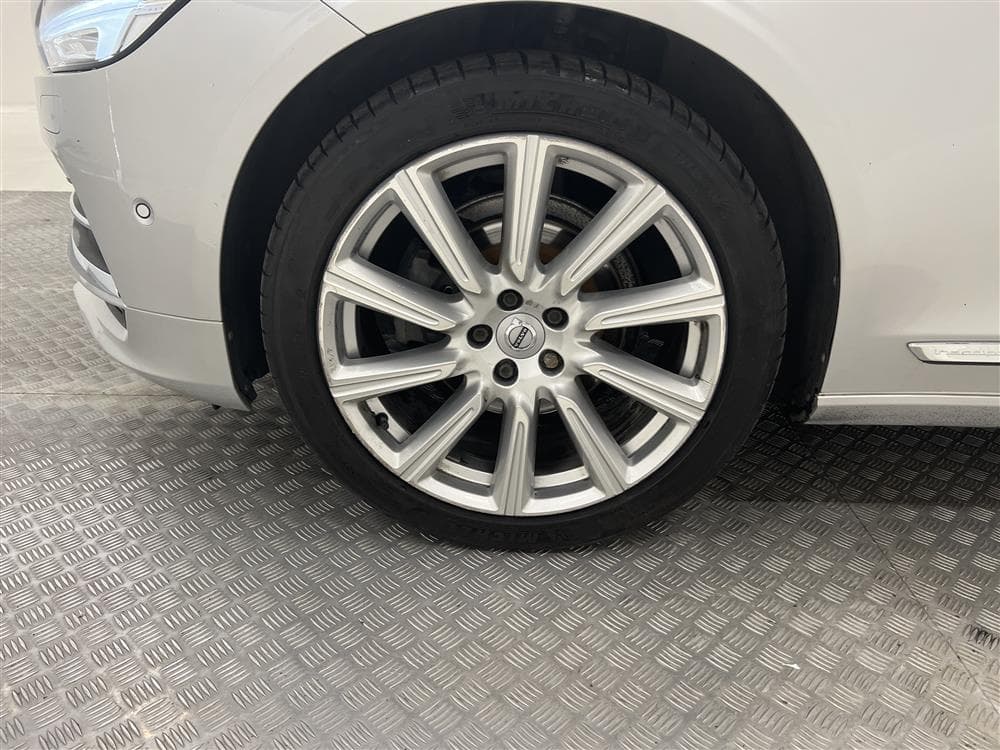 Volvo S90 D4 AWD Inscription D-Värm VOC T-Lucka Skinn B-Kaminteriör