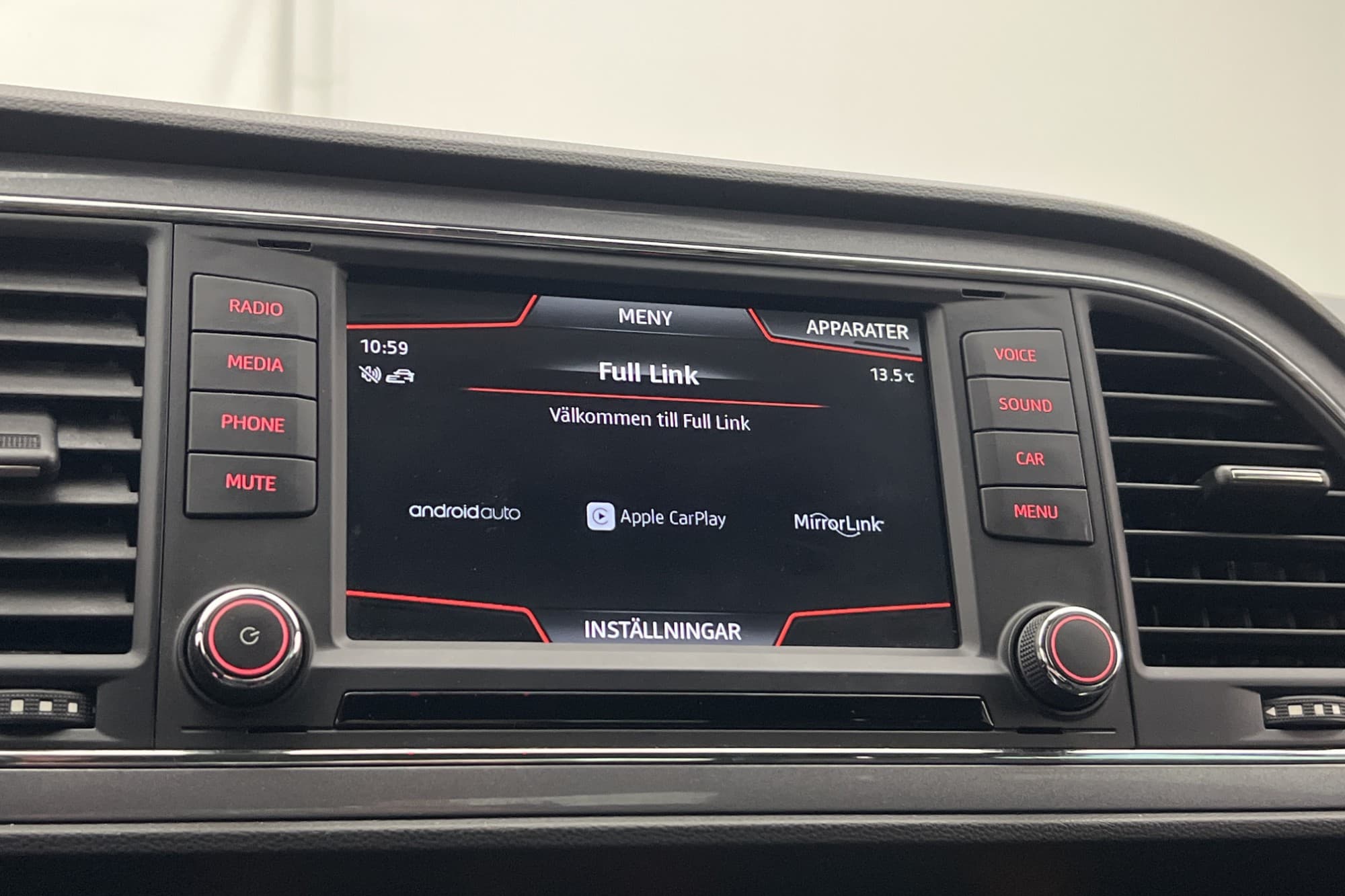 SEAT Leon ST 1.4 TSI 150hk FR Kamera CarPlay Halvskinn