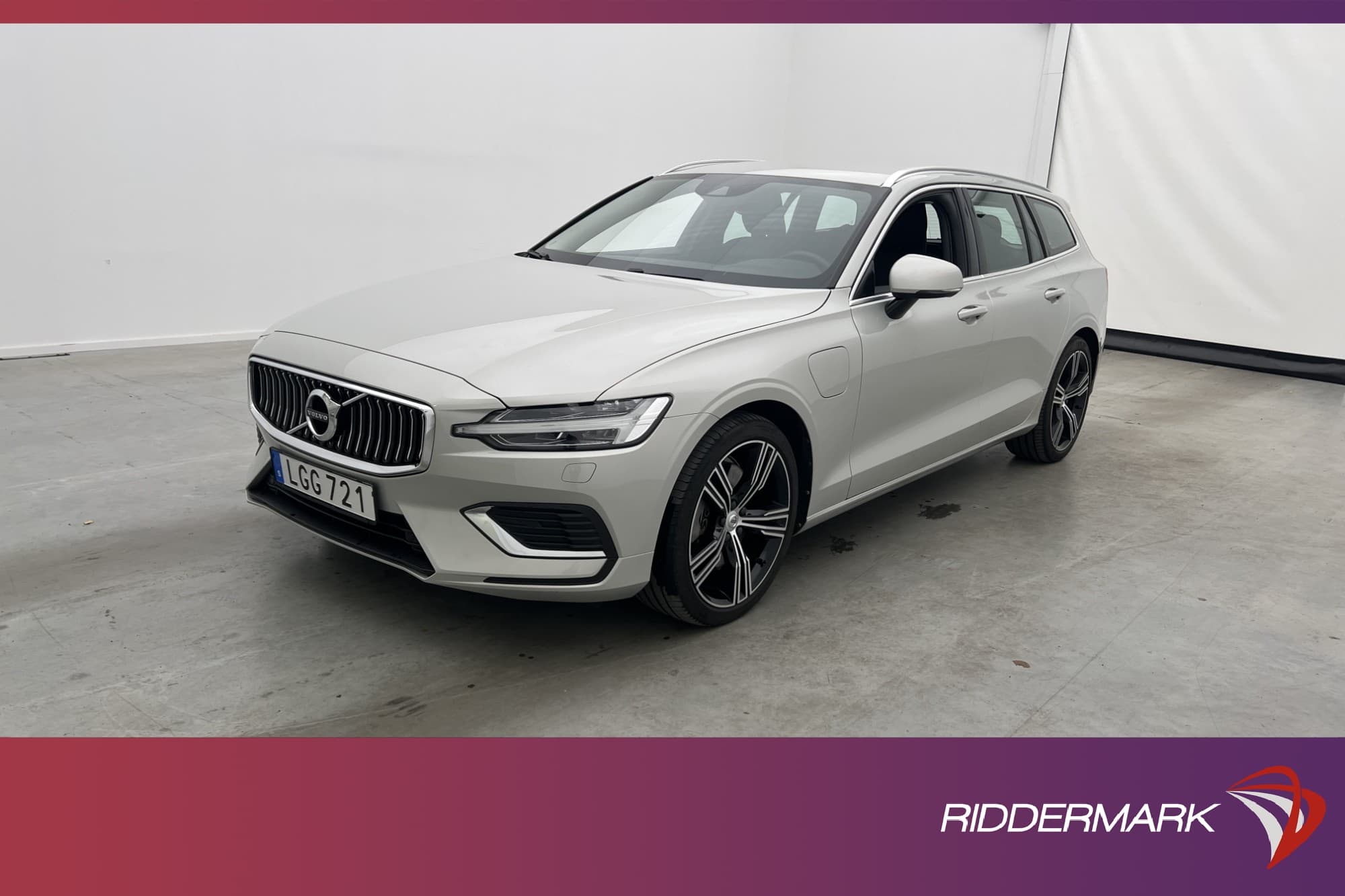 Volvo V60 Recharge T8