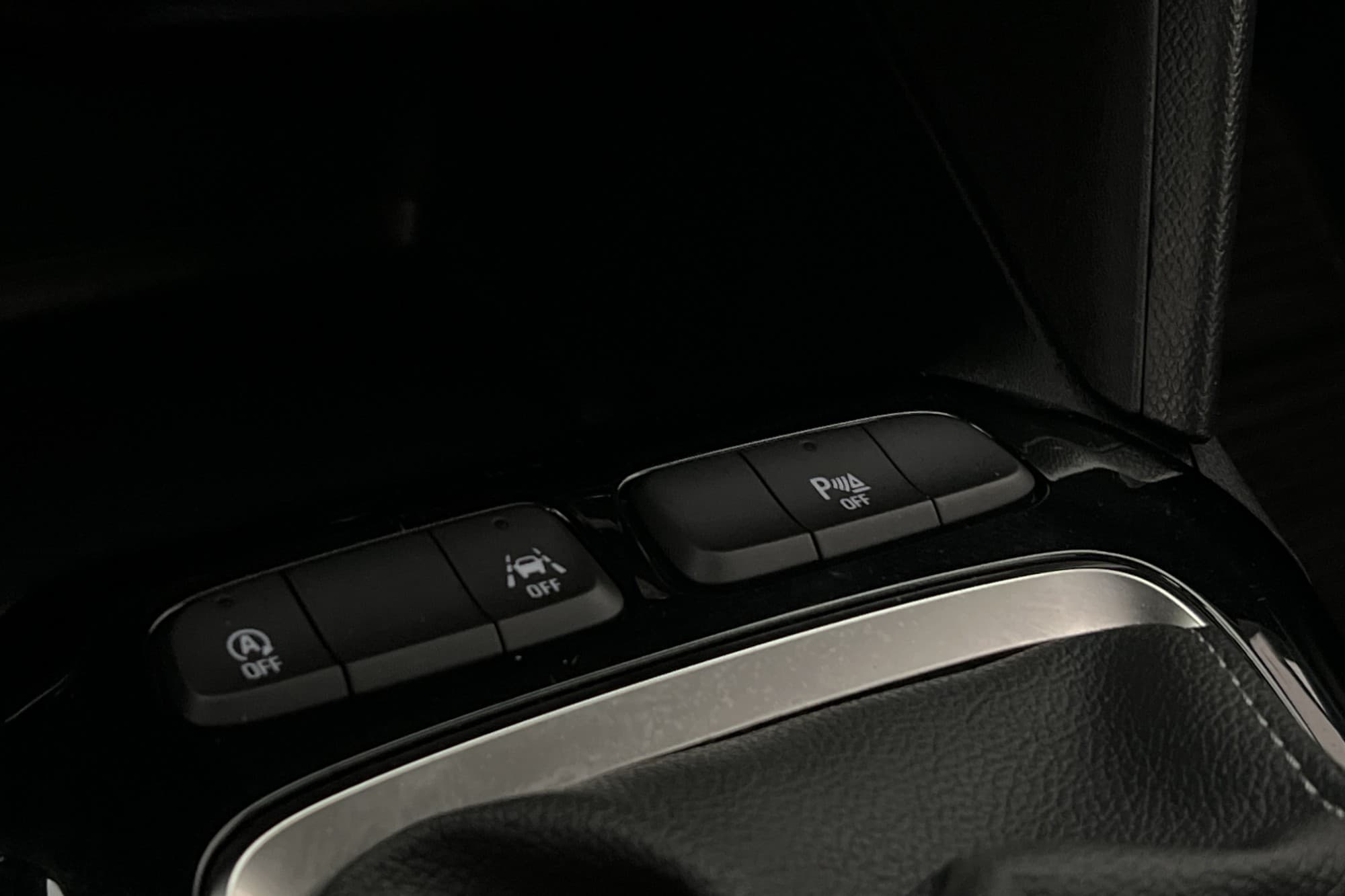 Opel Corsa 1.2 75hk Elegance 360° CarPlay Rattvärme MOMS