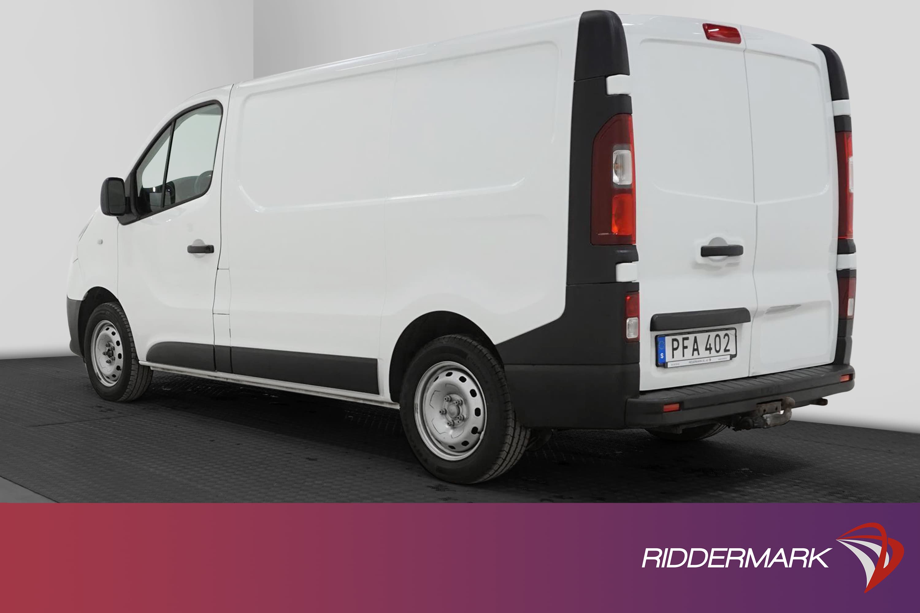 Renault Trafic 1.6dCi 3-sits Eu6 Dragkrok Värmare