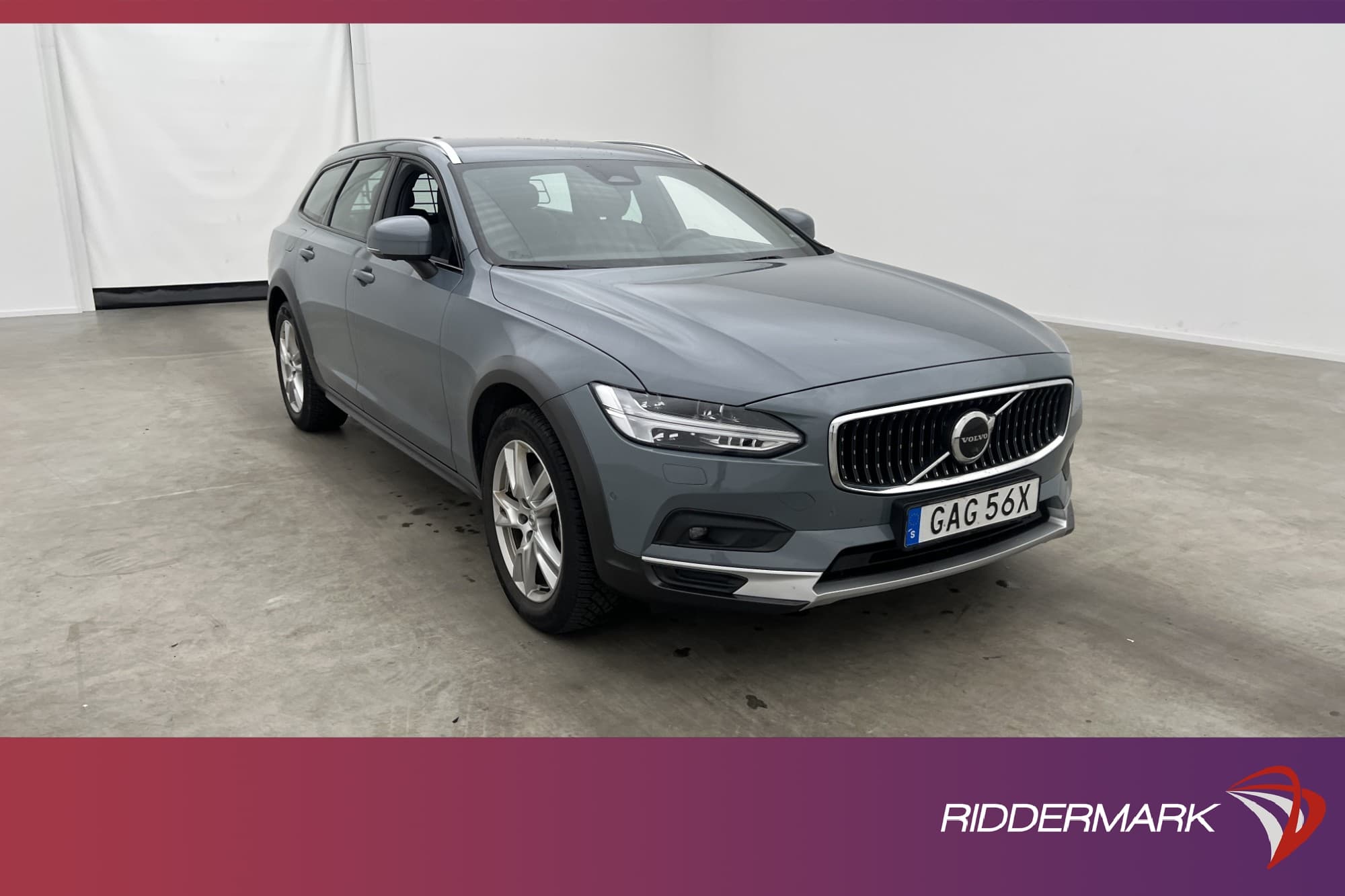 Volvo V90 Cross Country B4 AWD