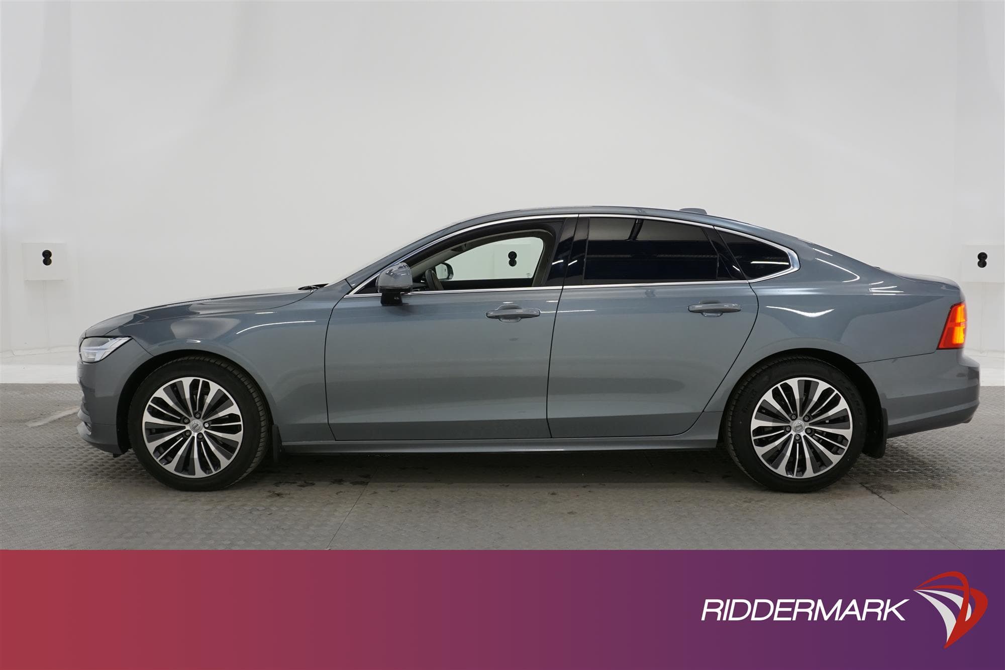 Volvo  S90 D4 190hk