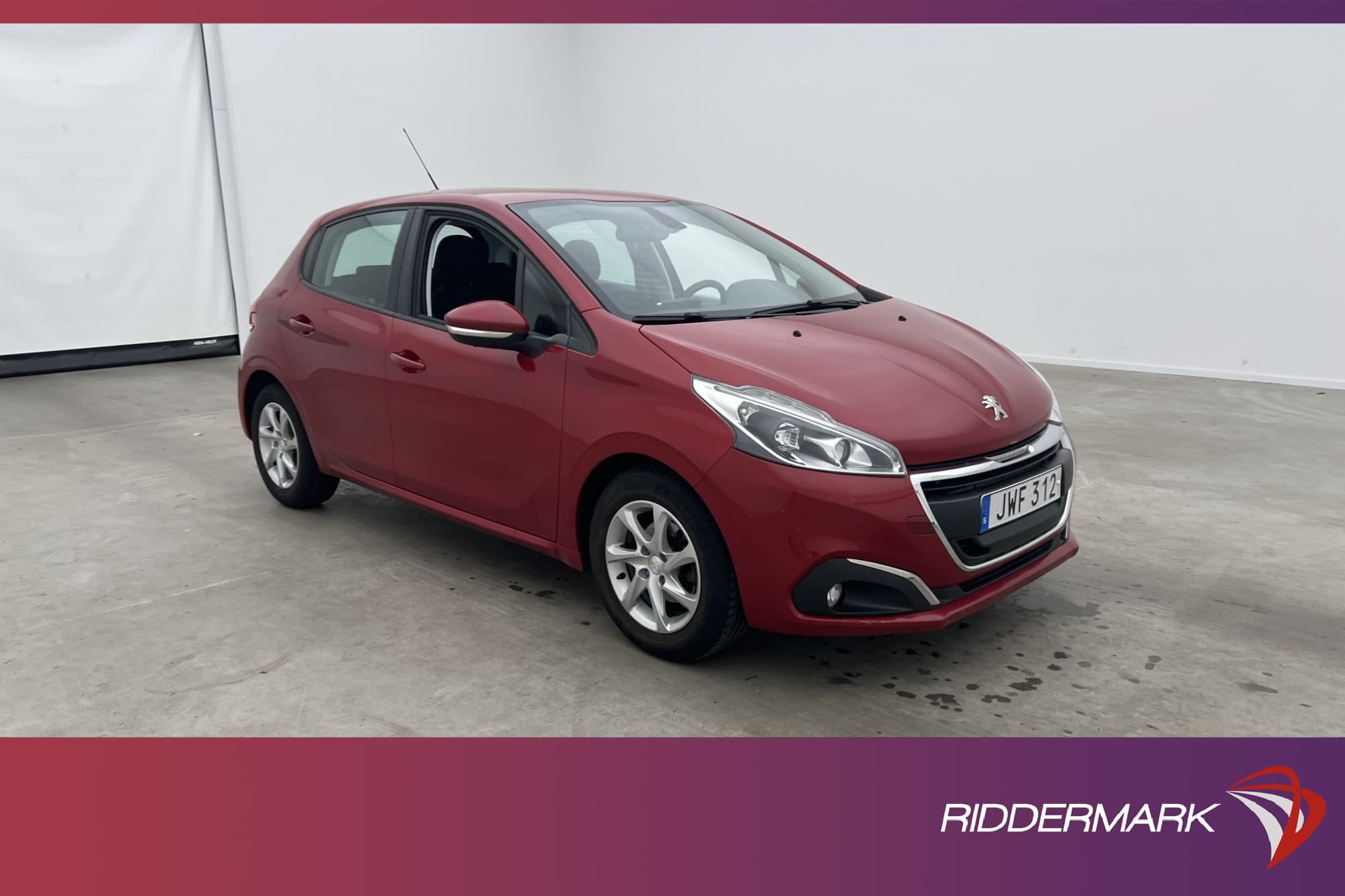 Peugeot 208 VTi 82hk