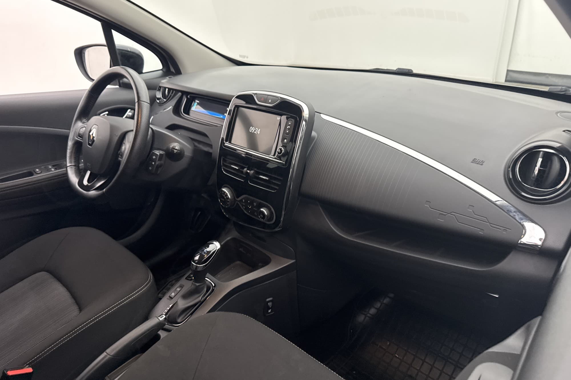 Renault ZOE R110 41 kWh 109hk Intens Batterihyra Navi Kamera