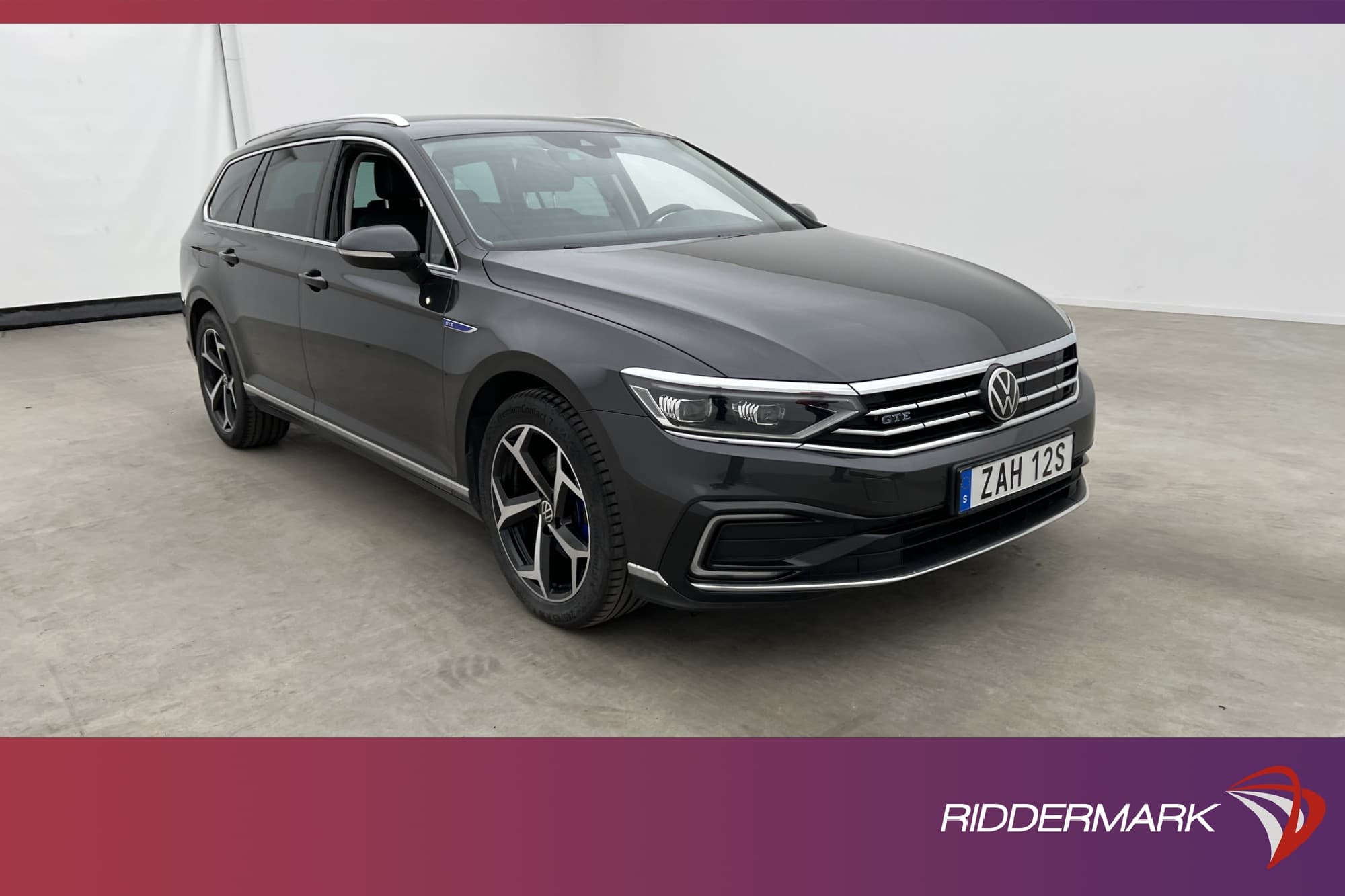 Volkswagen Passat GTE 218hk