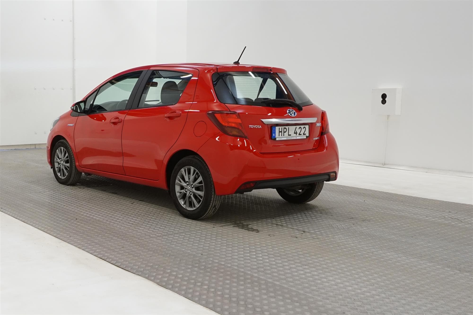 Toyota  Yaris Hybrid e-CVT 101hk B-Kam Låg Skatt 0,33L/mil