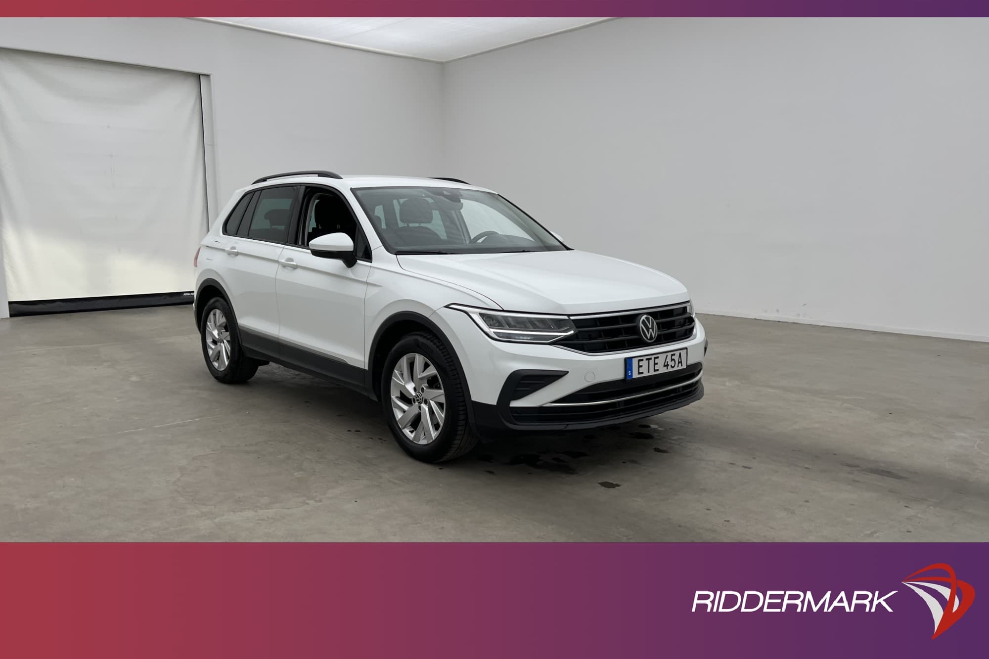 Volkswagen Tiguan 1.5 TSI 150hk Värm Drag Kamera CarPlay