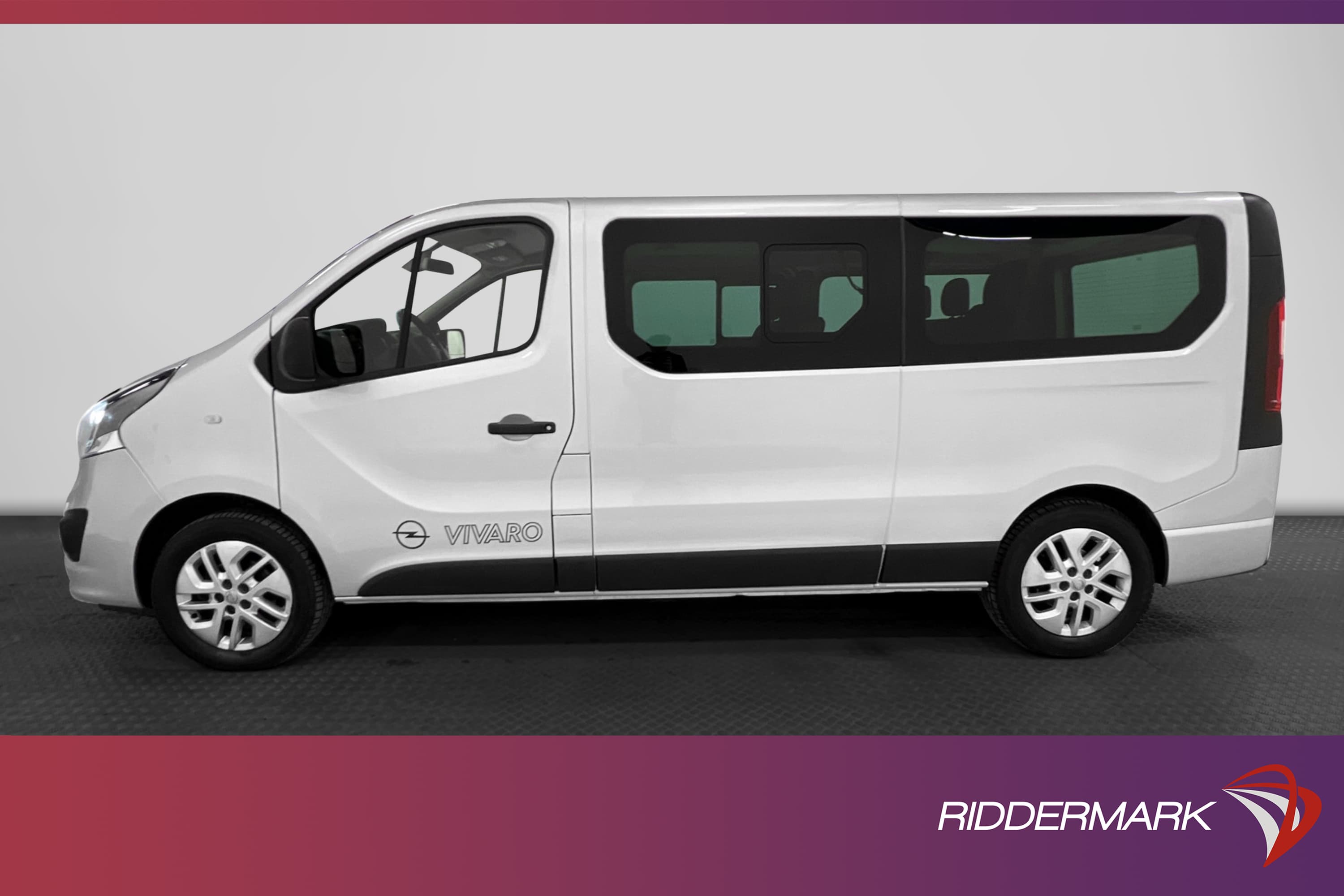 Opel Vivaro Kombi Lång 1.6 125hk B-Kamera Nyservad 9-Sits