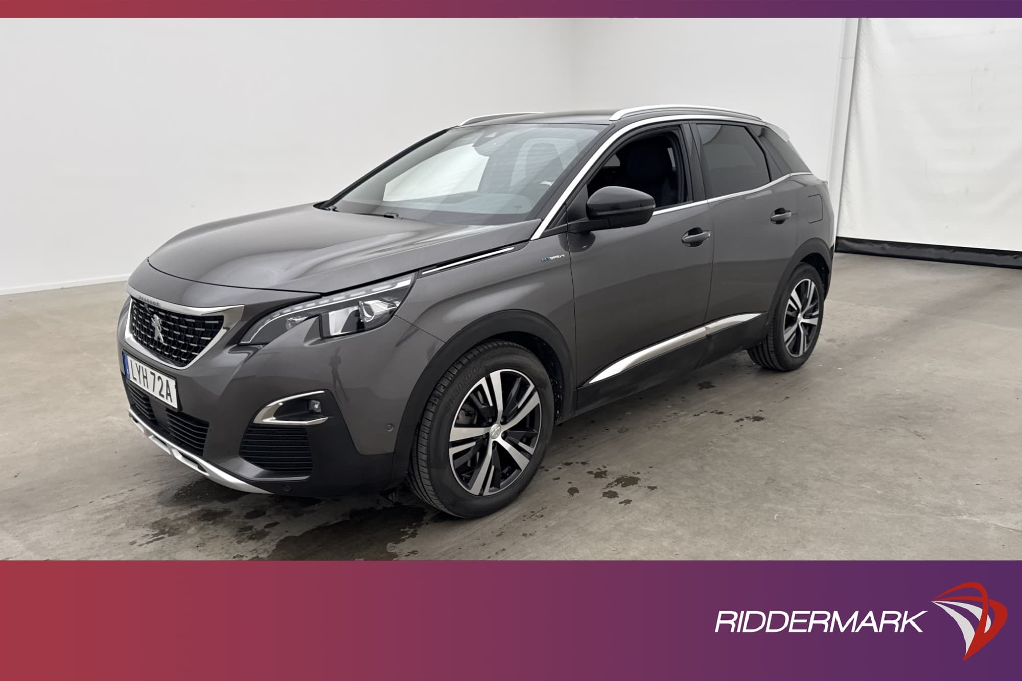 Peugeot 3008 GT HYBRID4 1.6 + 13.2 kWh AWD Kamera Navi Drag