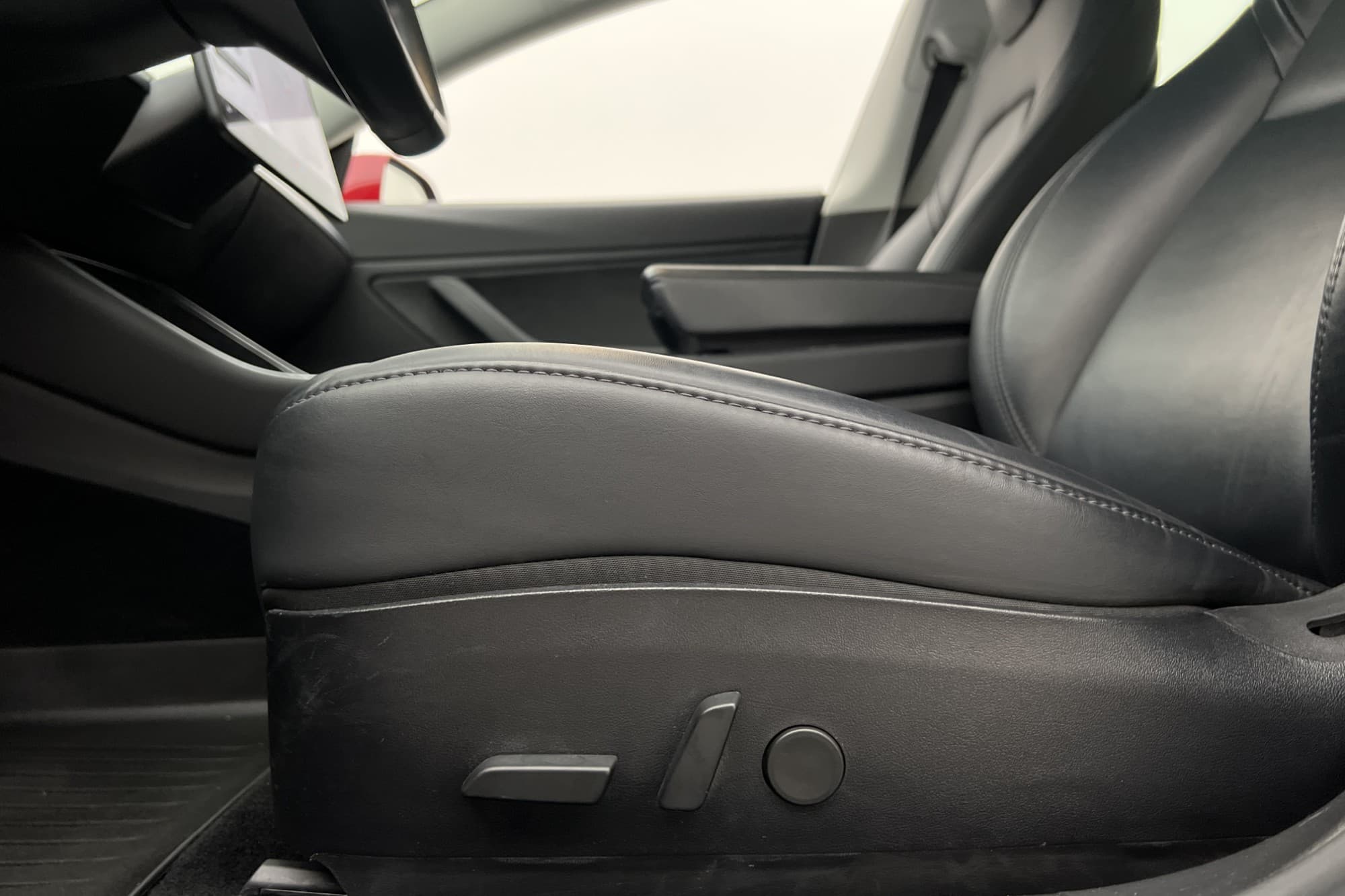 Tesla Model 3 Long Range AWD Svensksåld Autopilot