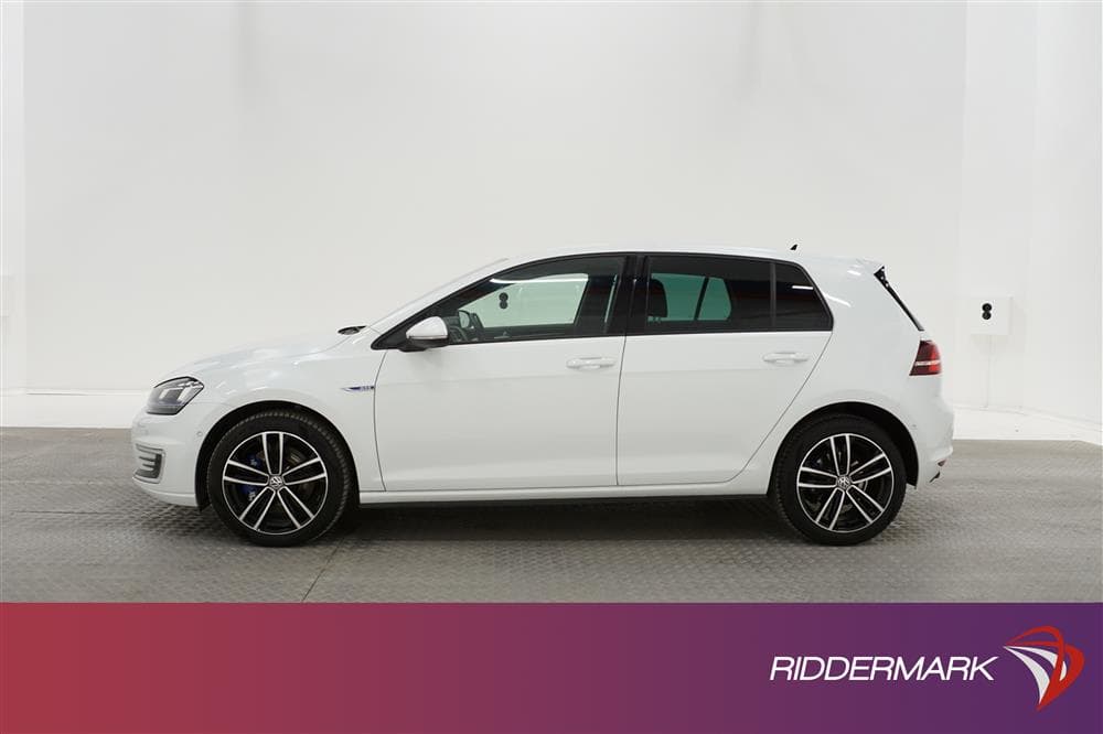 Volkswagen Golf GTE 204hk