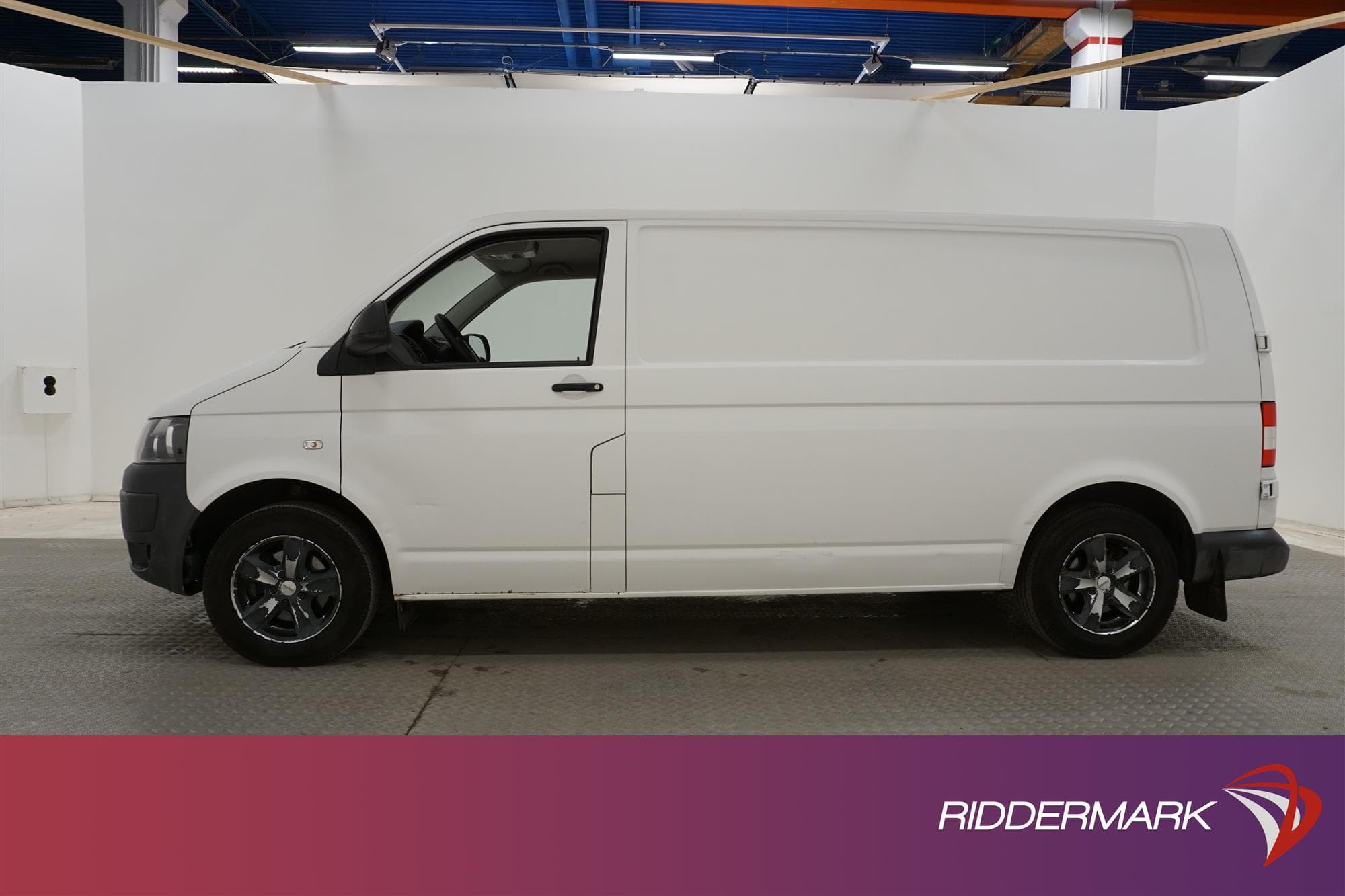 Volkswagen Transporter 2.0TDI 140hk Lång Dragkrok