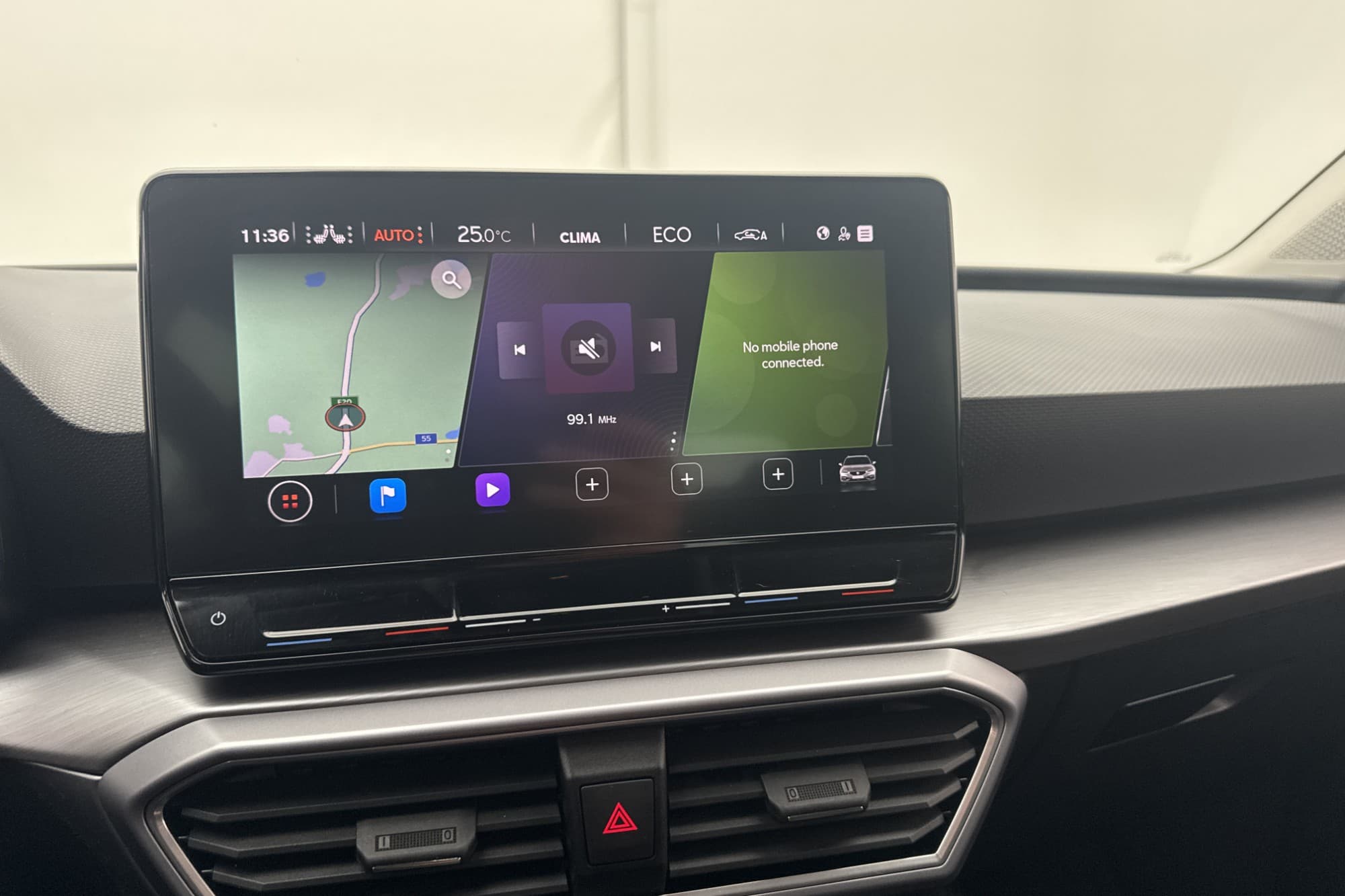 SEAT León Sportstourer e-Hybrid 204hk FR Kamera Drag CarPlay