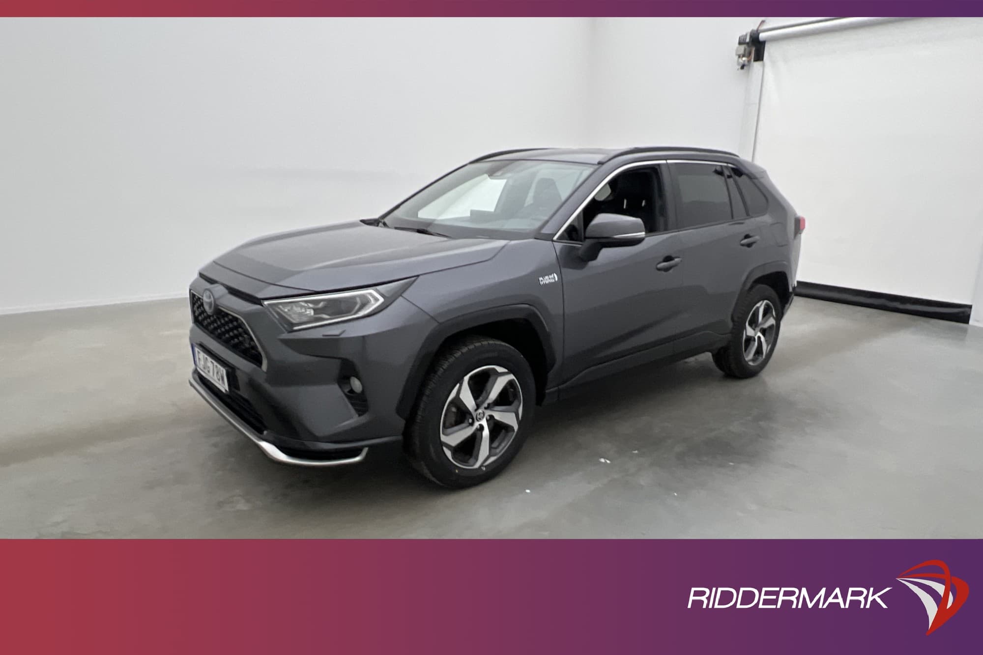 Toyota RAV4 Plug-in AWD 306hk X-Edition JBL Kamera Drag