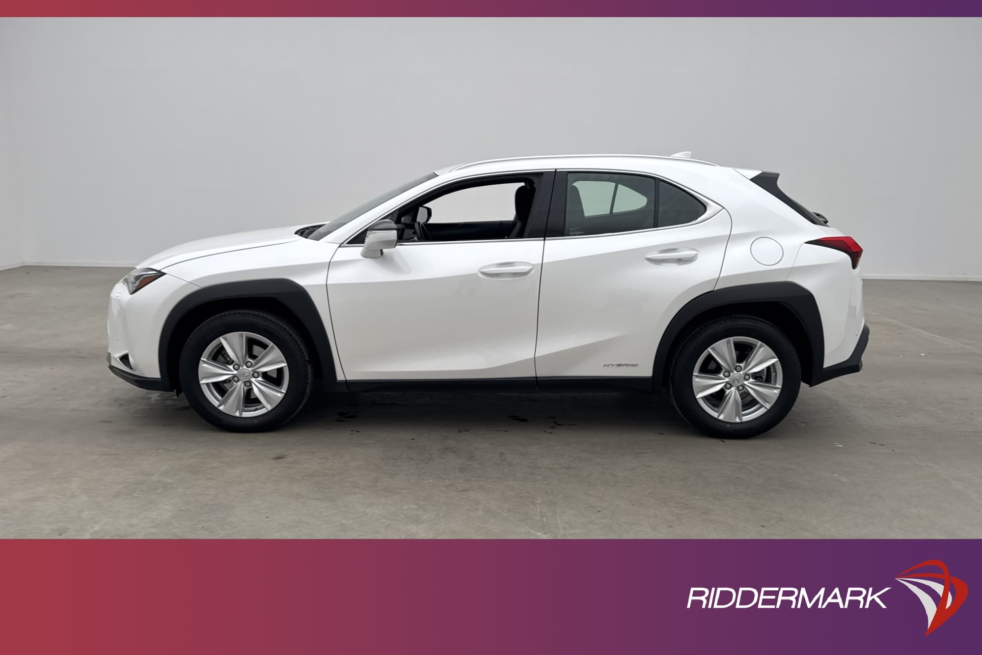 Lexus UX 250h CVT 184hk
