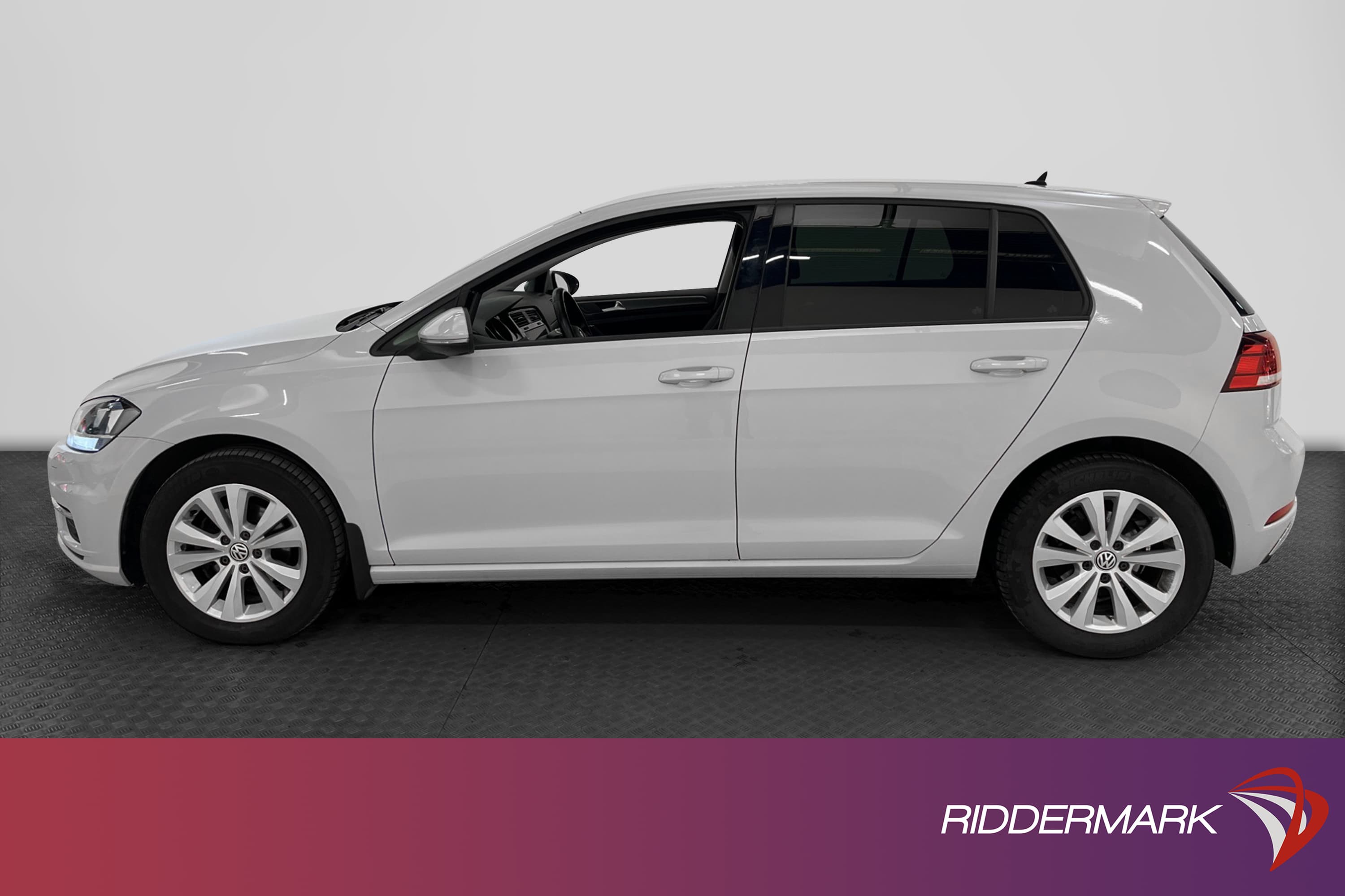 Volkswagen Golf 1.0 TSI 110hk