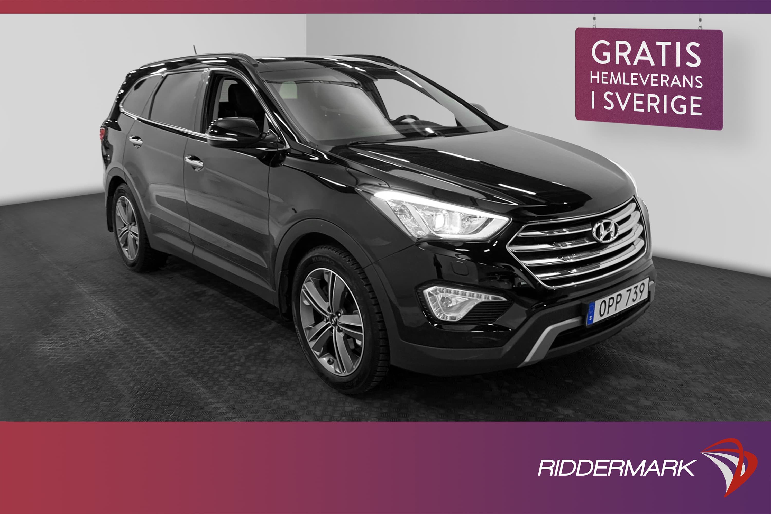 Hyundai Grand Santa Fe 4WD