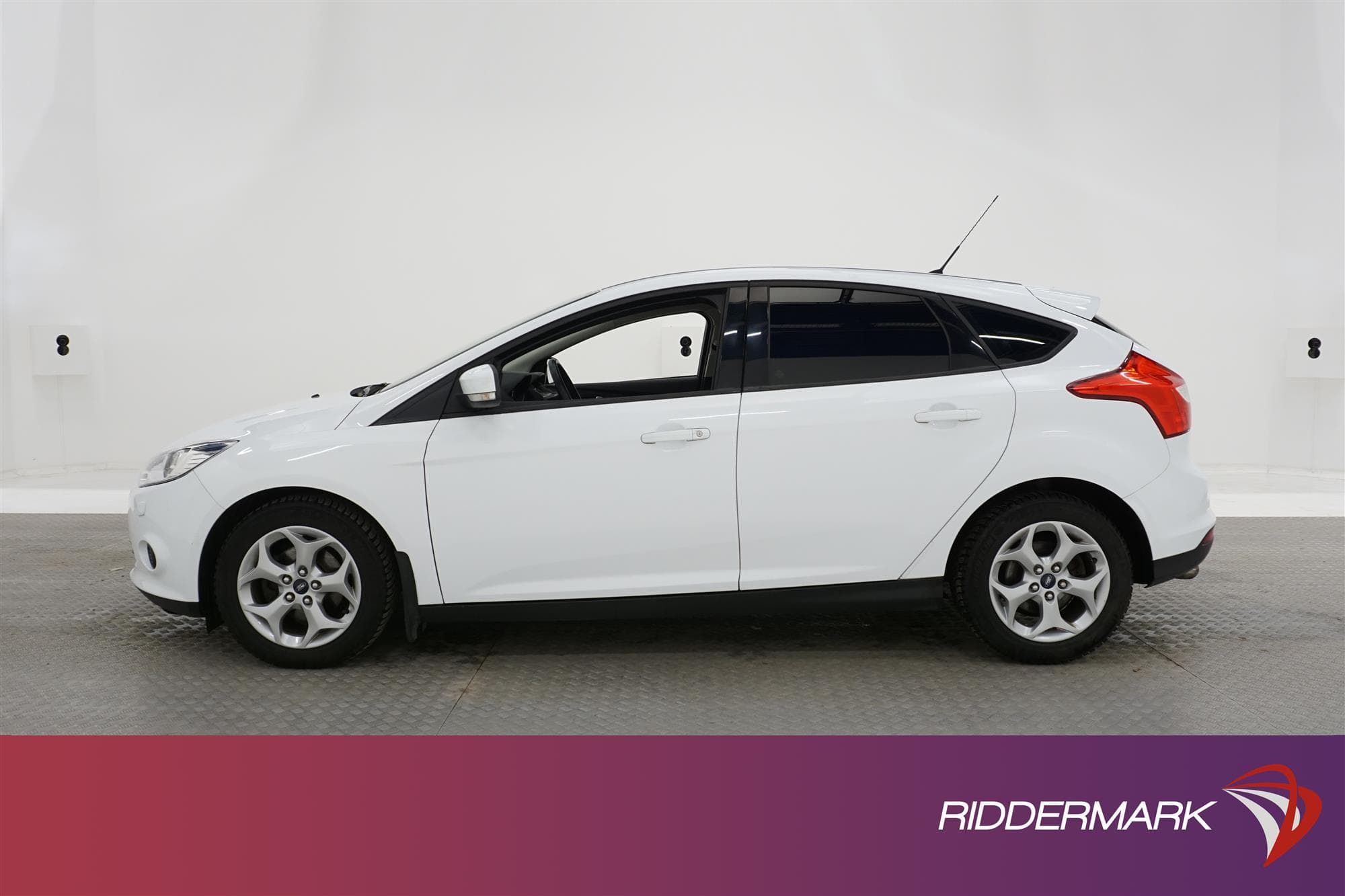 Ford Focus 5dr 1.0 EcoBoost 100hk