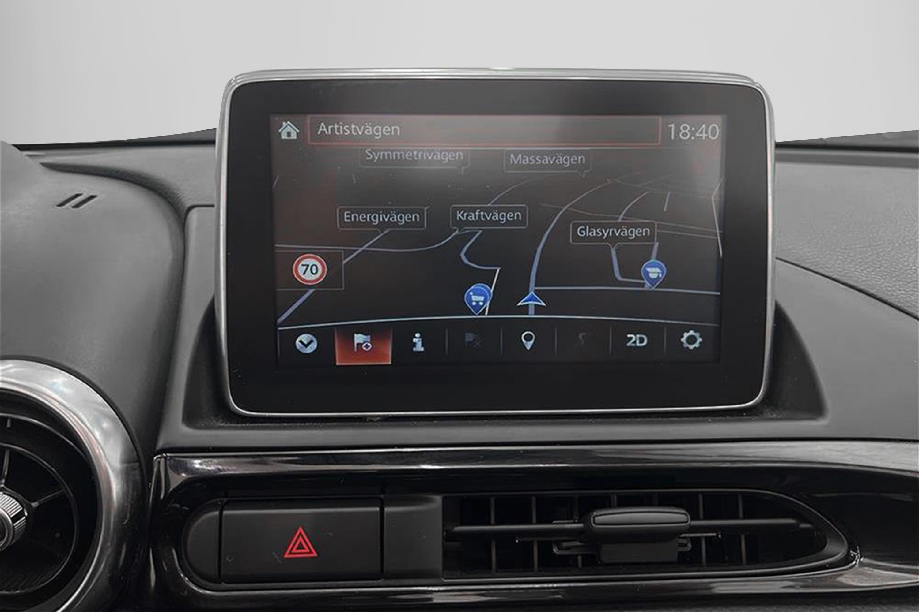 Fiat 124 Spider 1.4 Lounge 140hk GPS BOSE Kamera SV-såldinteriör